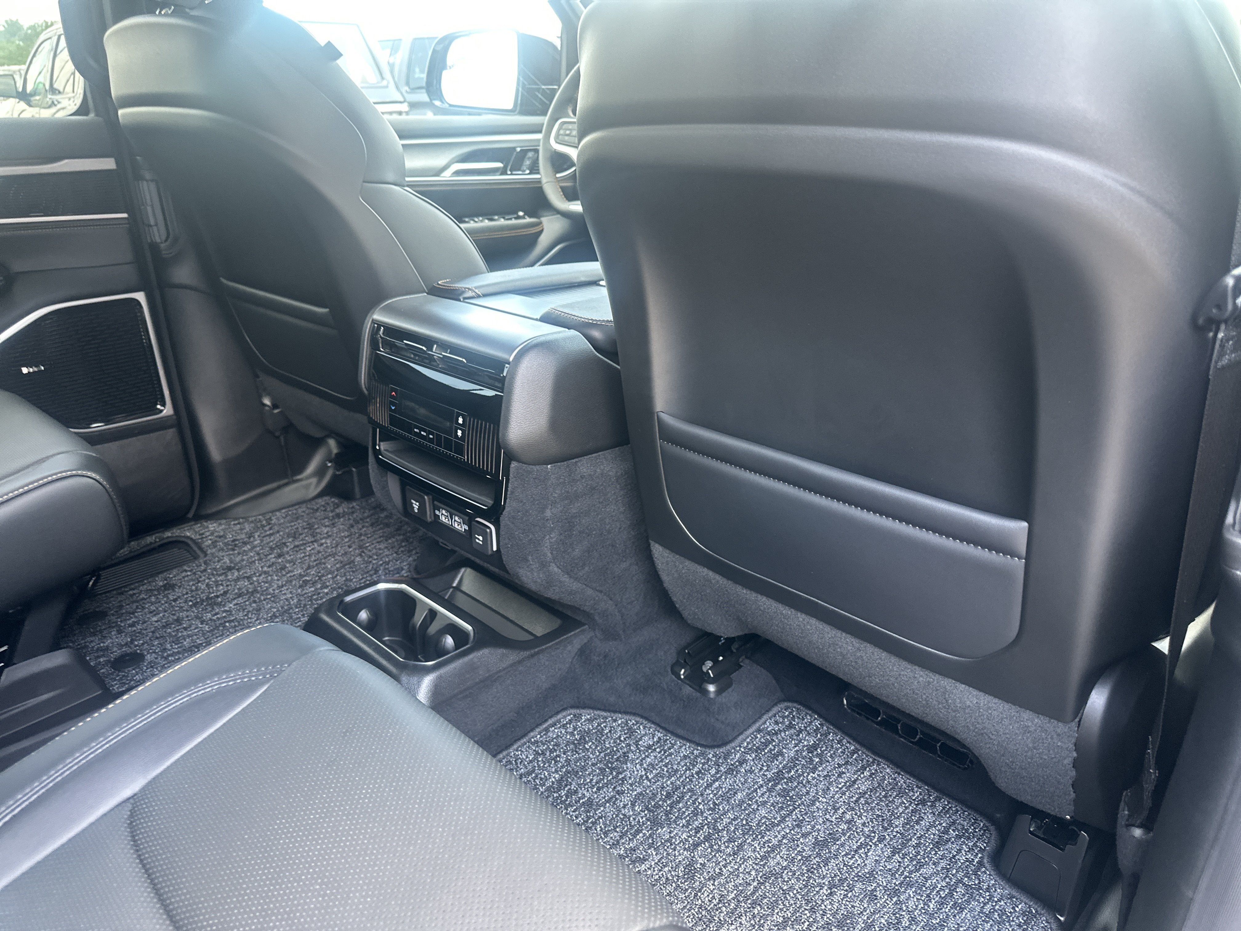 2026 Jeep Grand Wagoneer GRAND WAGONEER L 85TH ANNIVERSARY EDITION 4X4