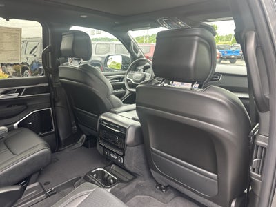 2026 Jeep Grand Wagoneer GRAND WAGONEER L LIMITED RESERVE 4X4