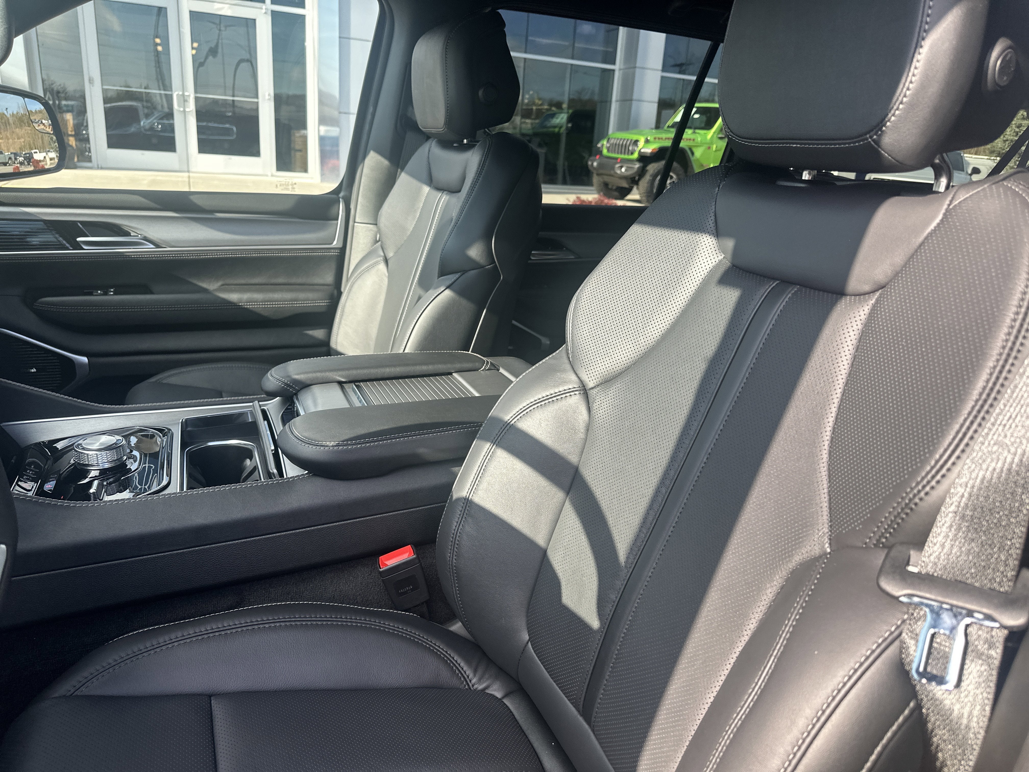 2026 Jeep Grand Wagoneer GRAND WAGONEER L LIMITED ALTITUDE 4X4