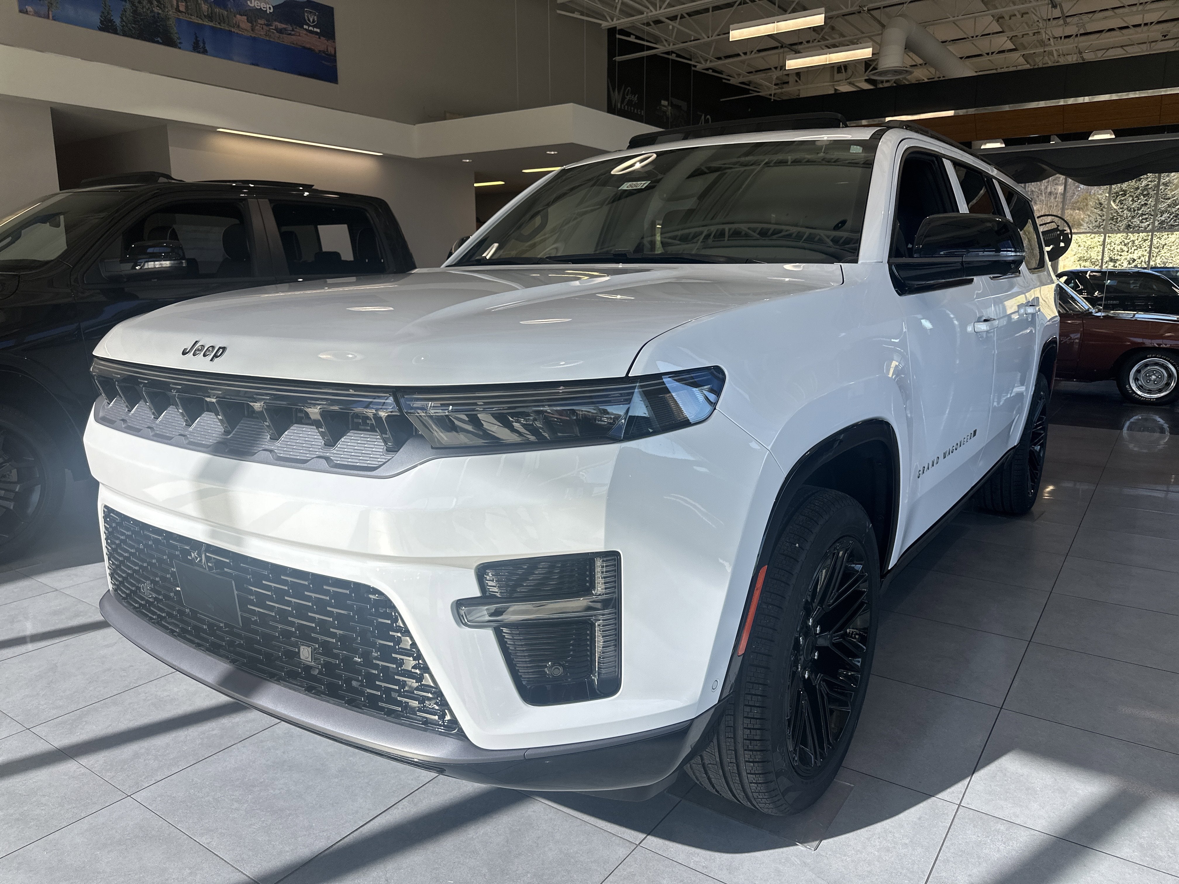 2026 Jeep Grand Wagoneer GRAND WAGONEER L LIMITED RESERVE 4X4