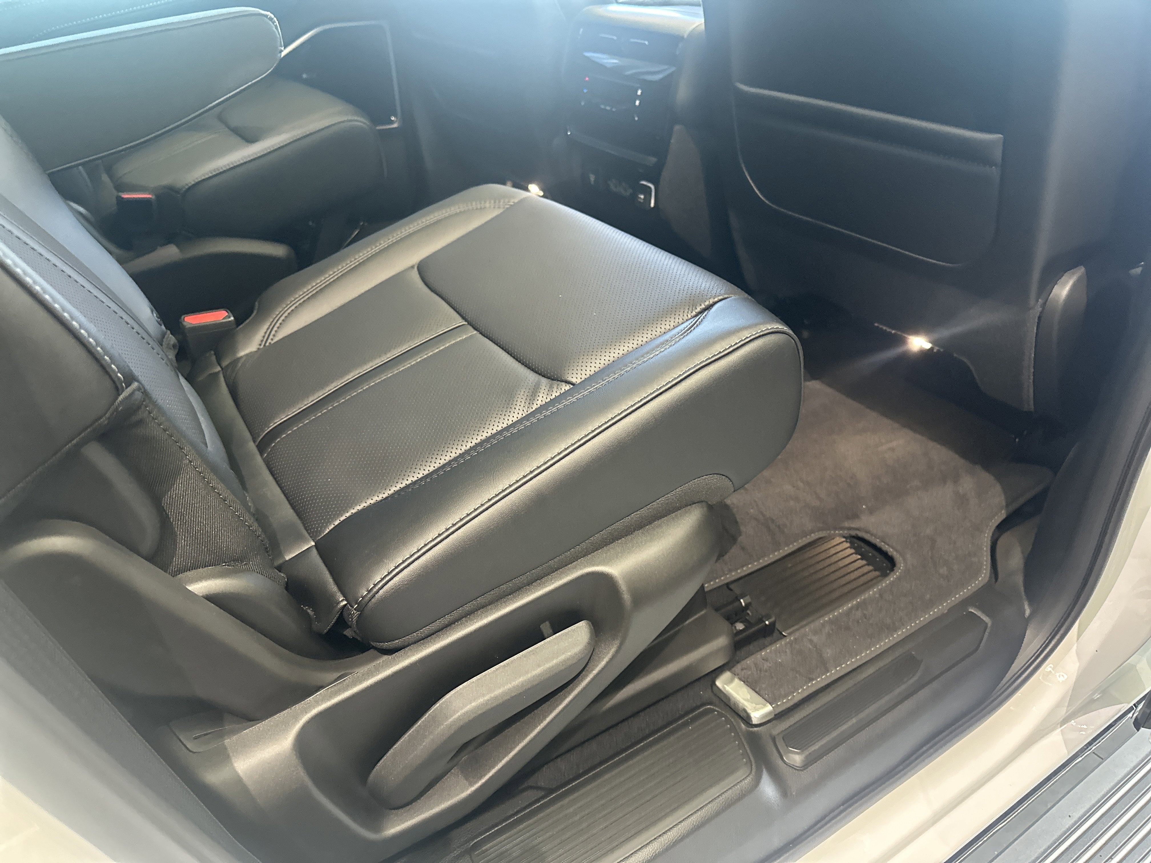 2026 Jeep Grand Wagoneer GRAND WAGONEER L LIMITED RESERVE 4X4