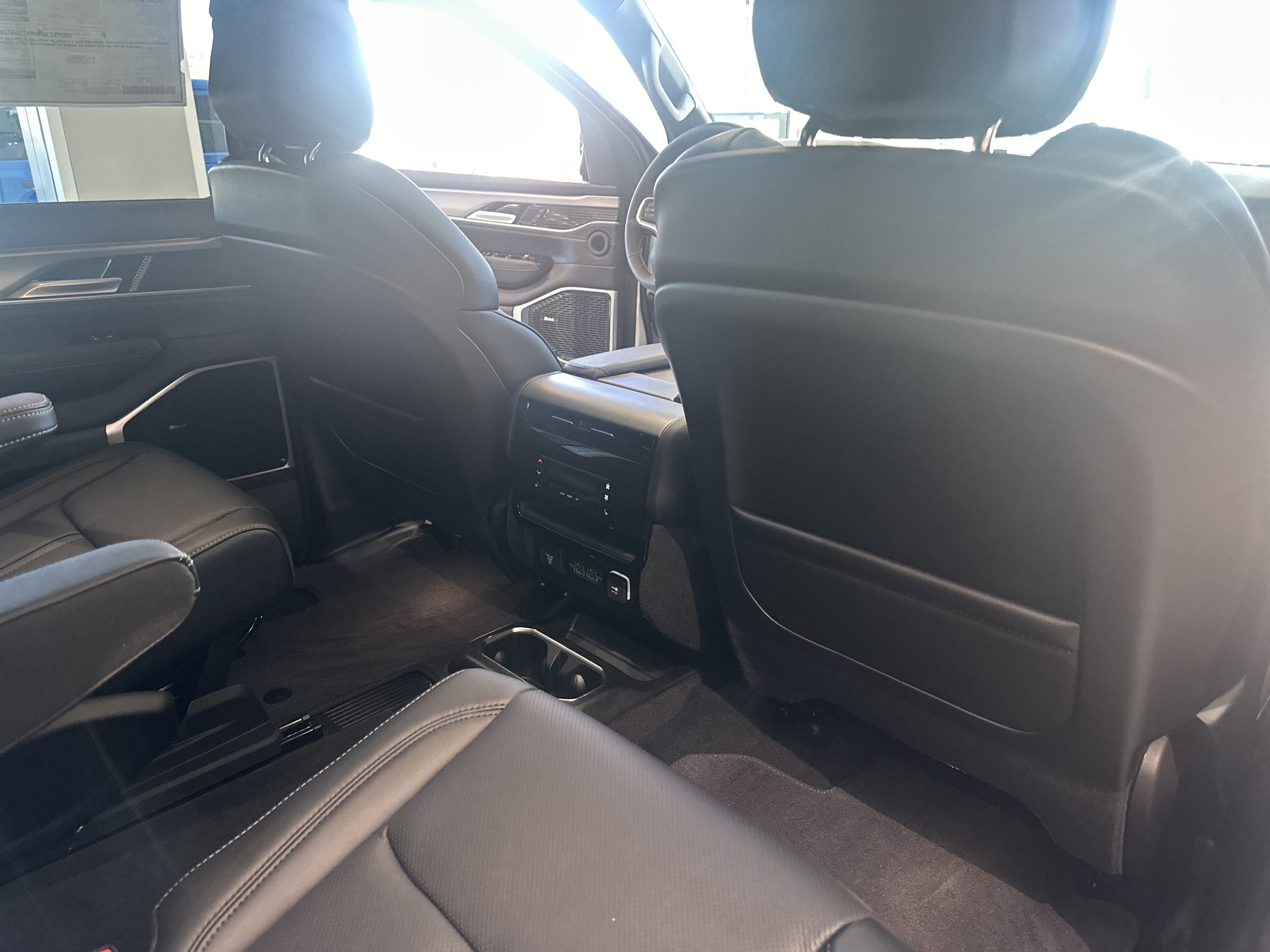 2026 Jeep Grand Wagoneer GRAND WAGONEER L LIMITED RESERVE 4X4