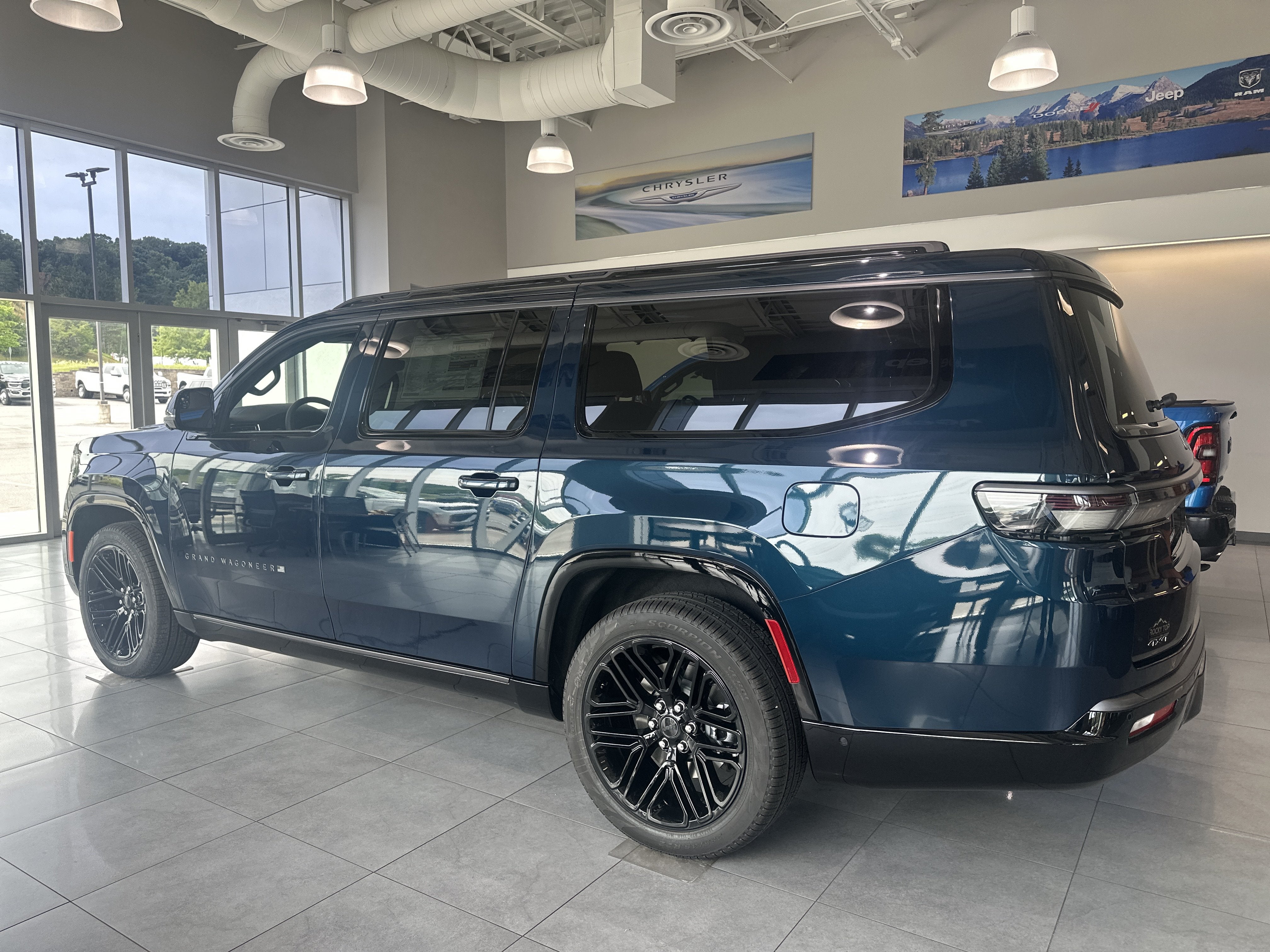 2026 Jeep Grand Wagoneer GRAND WAGONEER L LIMITED RESERVE 4X4