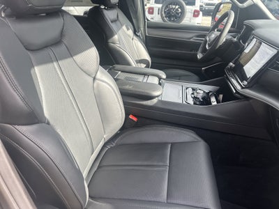 2026 Jeep Grand Wagoneer GRAND WAGONEER LIMITED ALTITUDE 4X4