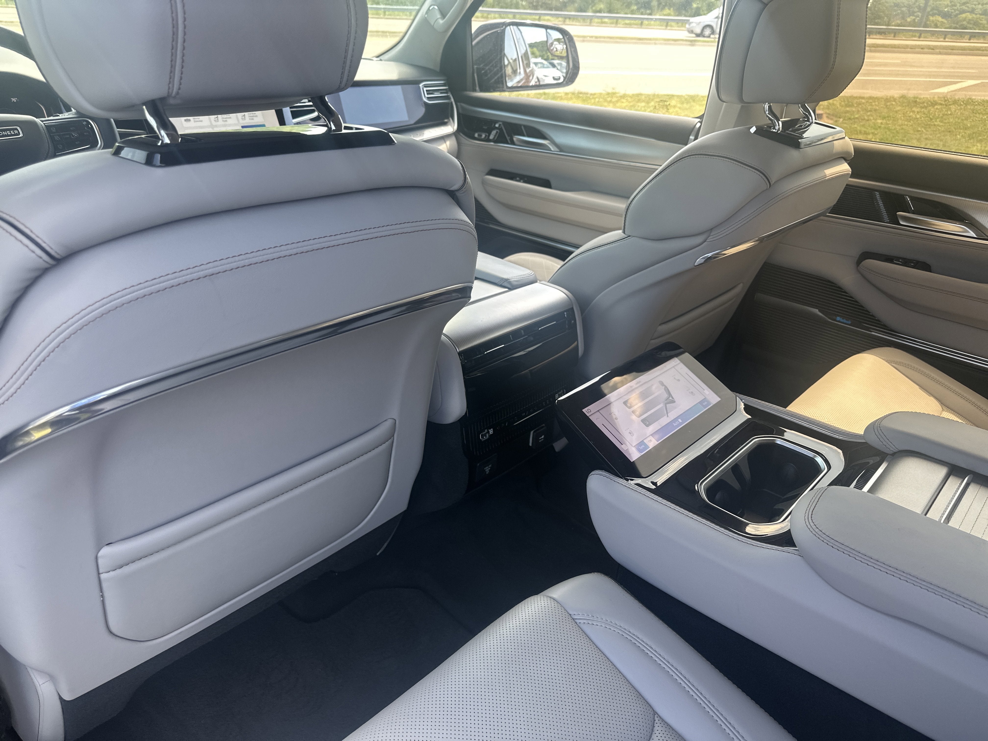 2023 Jeep Grand Wagoneer Series II 4x4