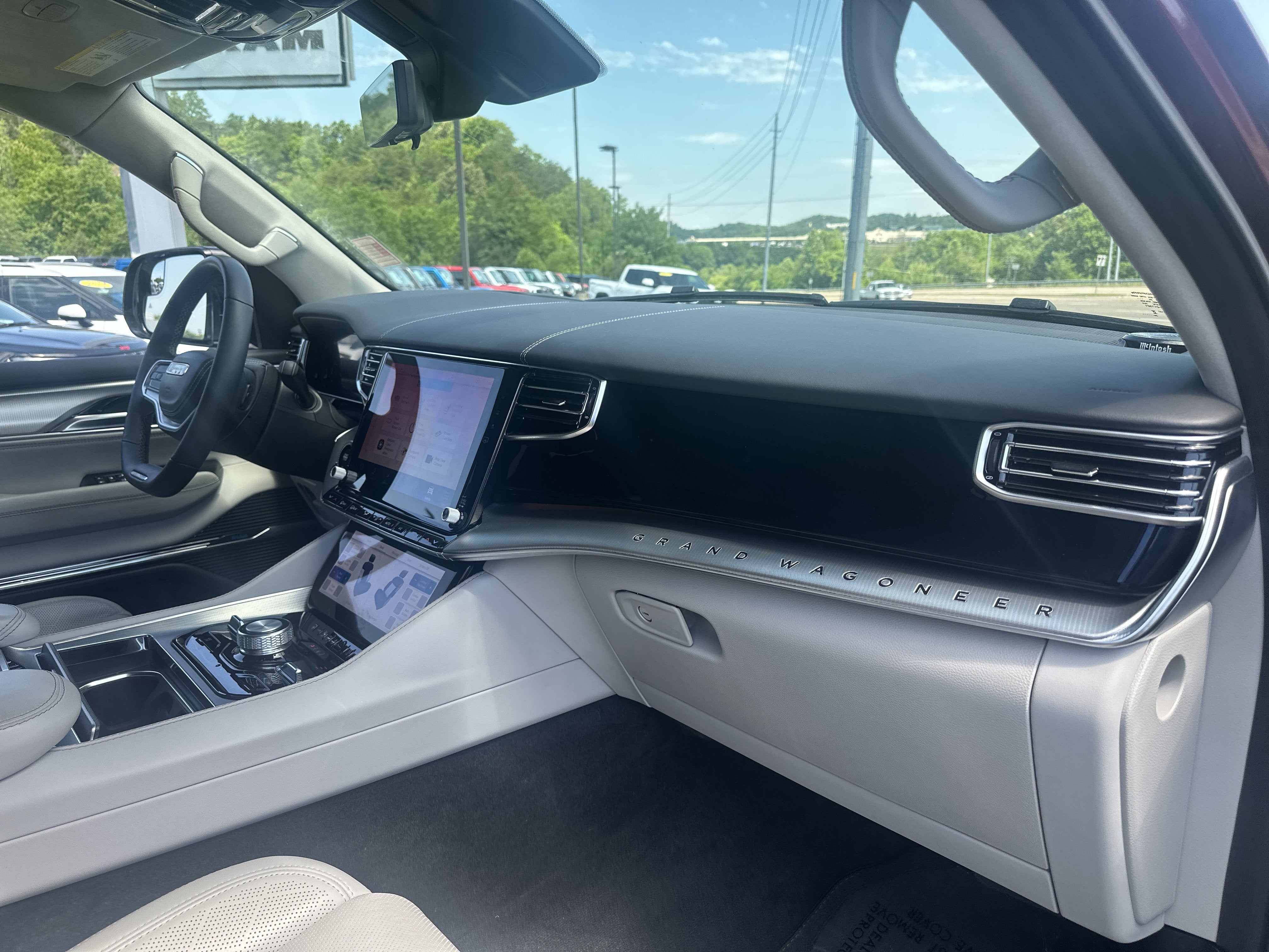 2023 Jeep Grand Wagoneer Series II 4x4