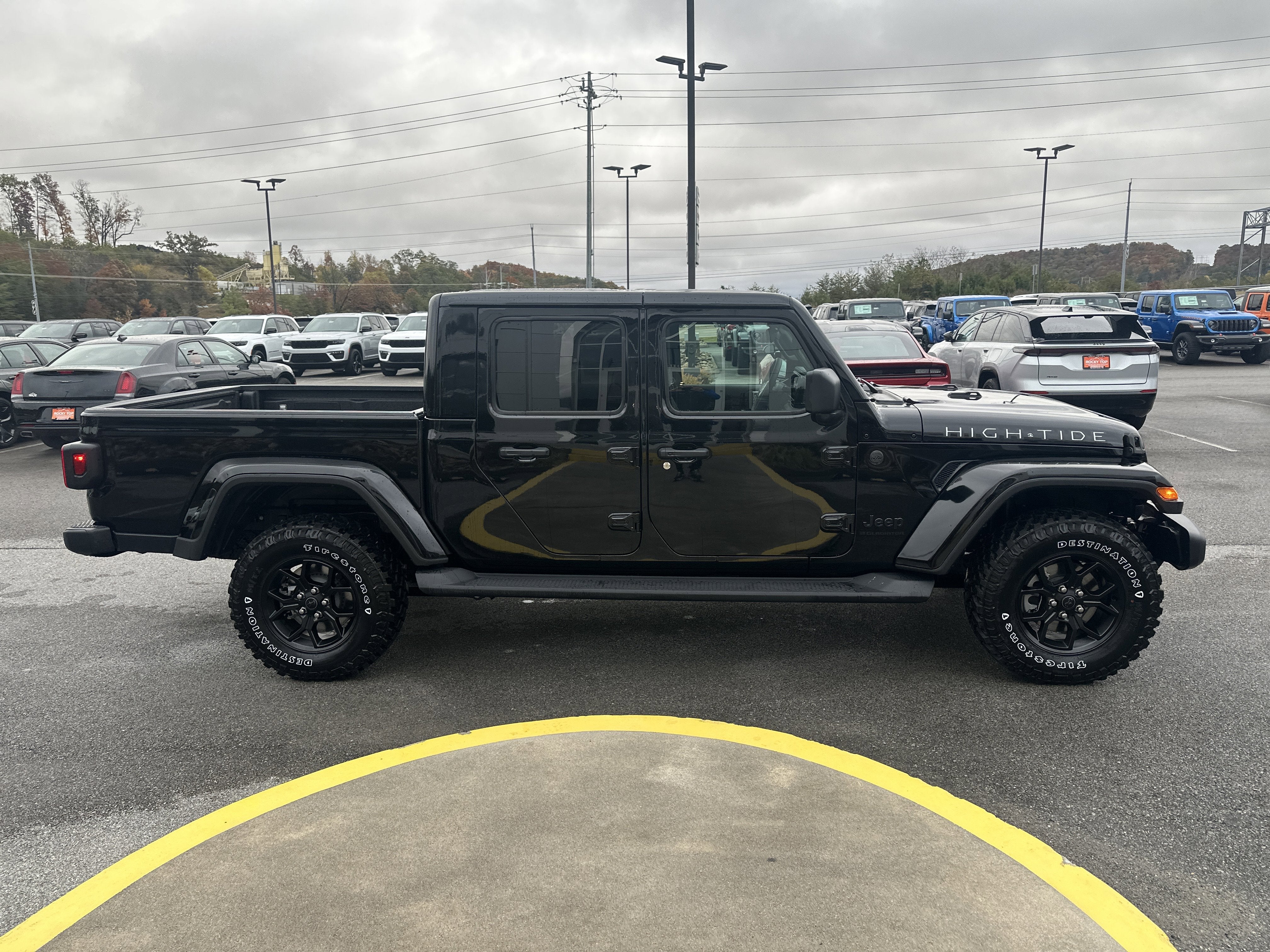 2025 Jeep Gladiator GLADIATOR HIGH TIDE 4X4