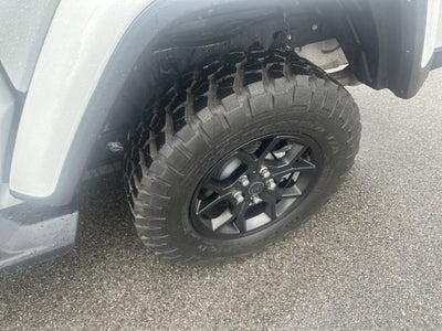 2025 Jeep Gladiator High Tide