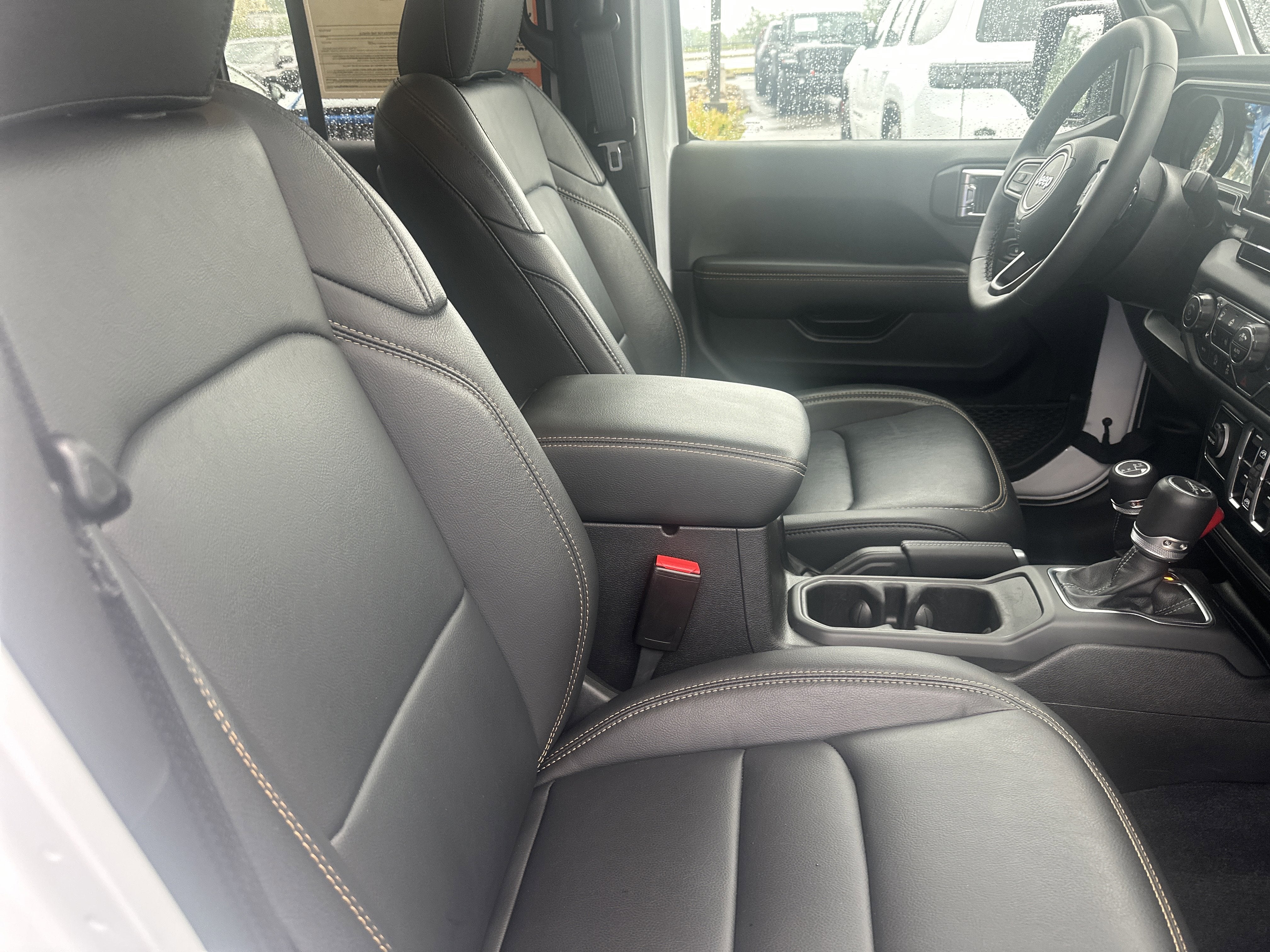 2025 Jeep Gladiator High Tide