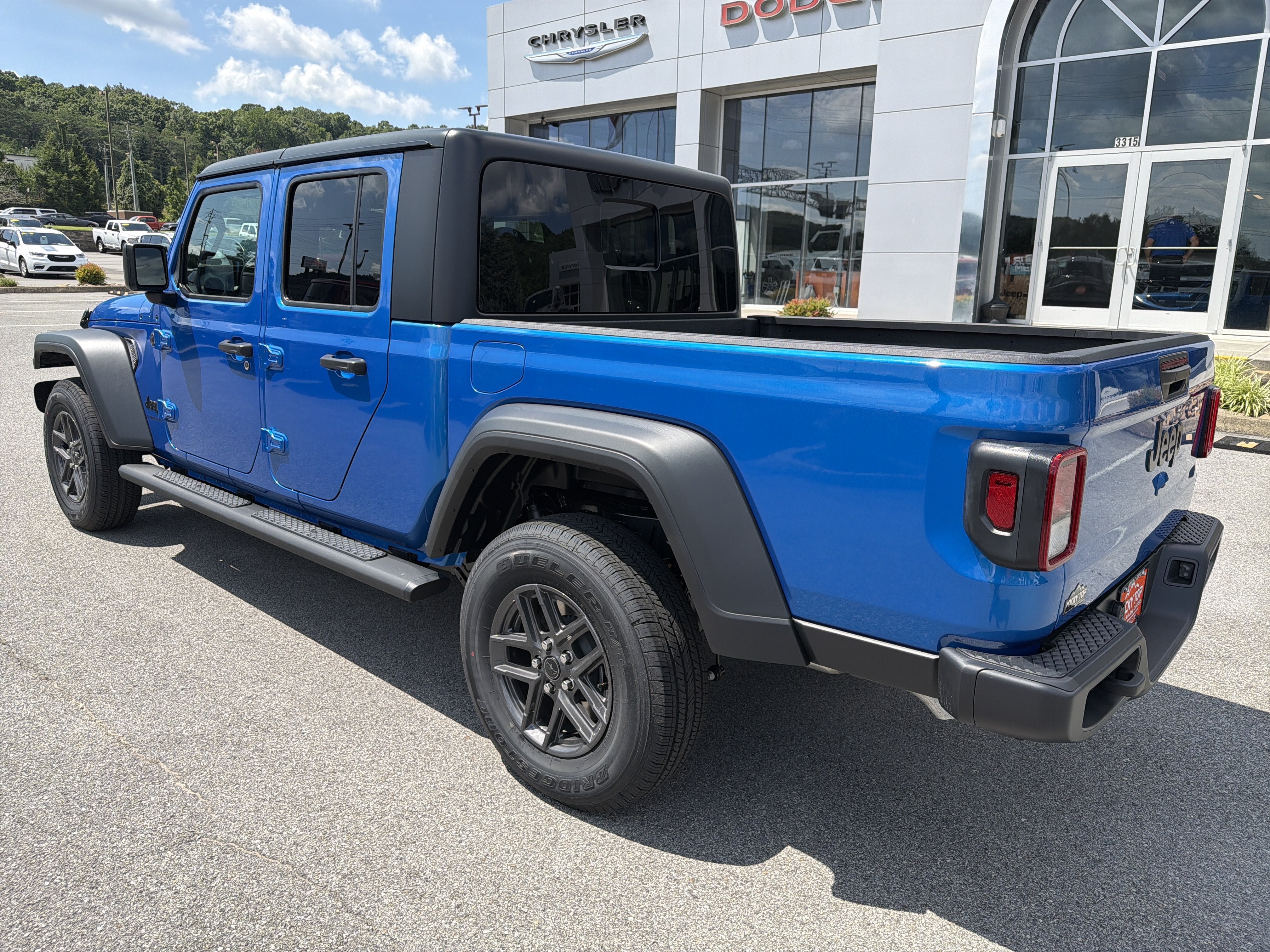 2026 Jeep Gladiator GLADIATOR SPORT S 4X4