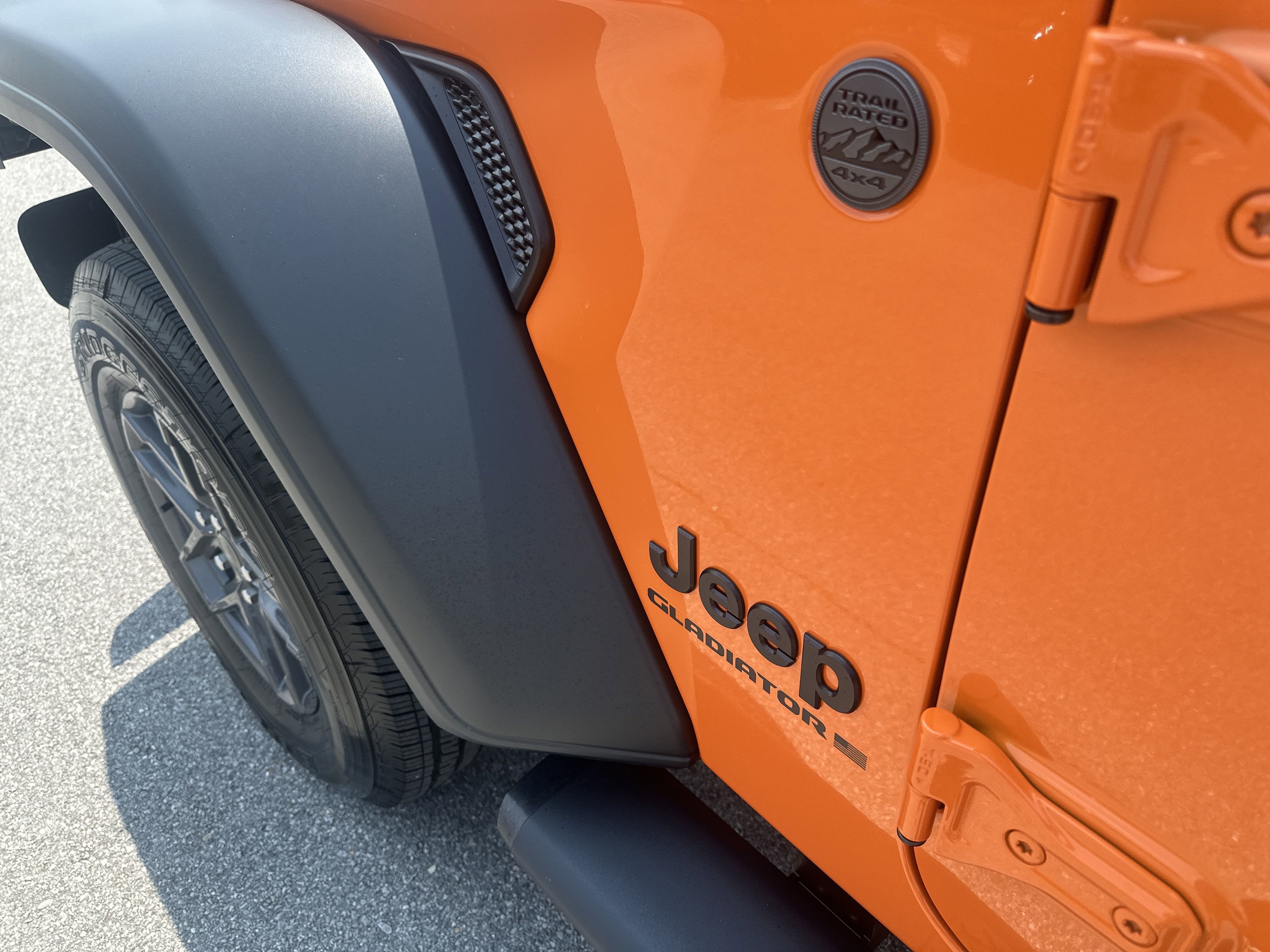 2025 Jeep Gladiator GLADIATOR SPORT S 4X4