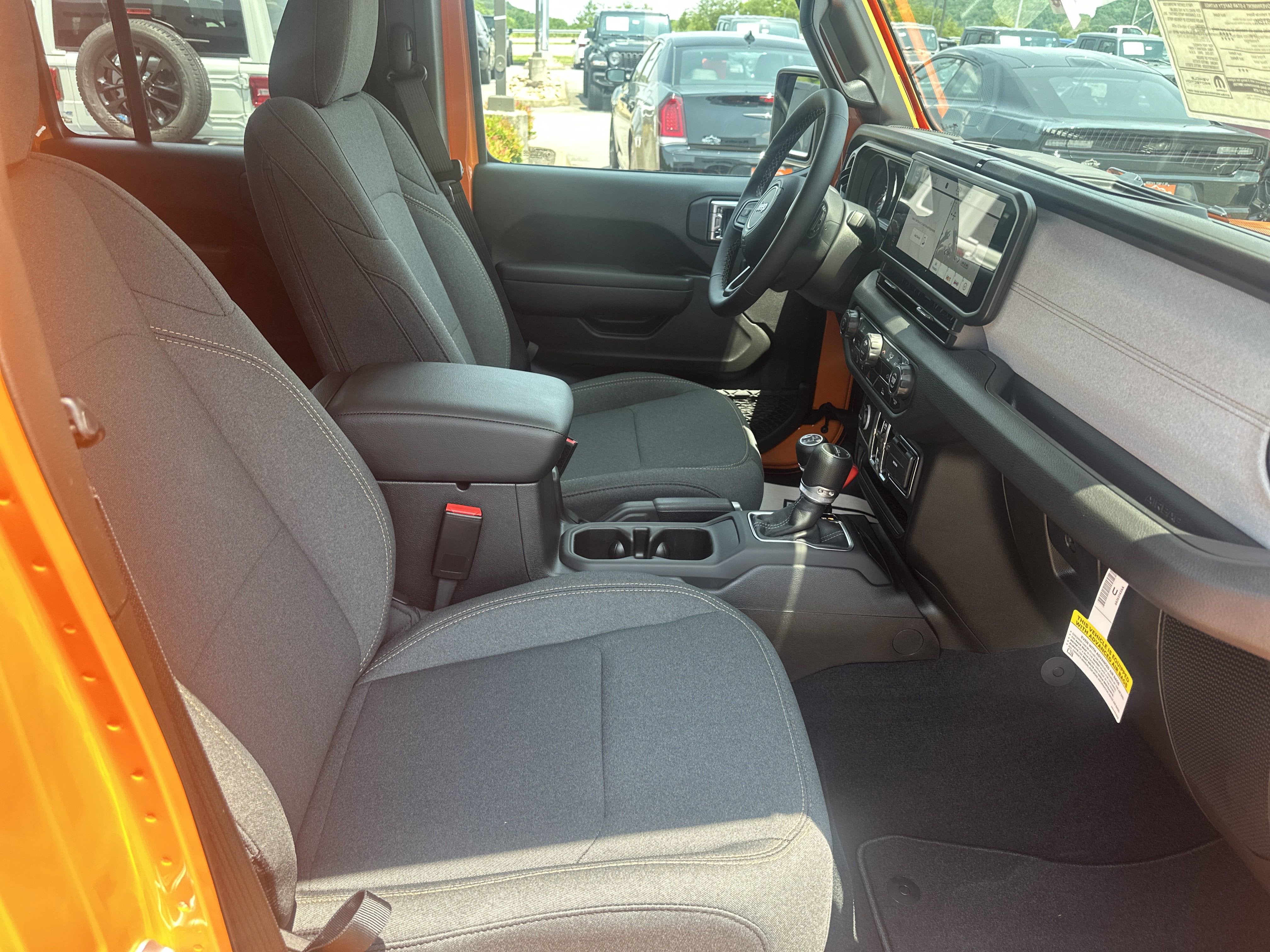 2025 Jeep Gladiator GLADIATOR SPORT S 4X4