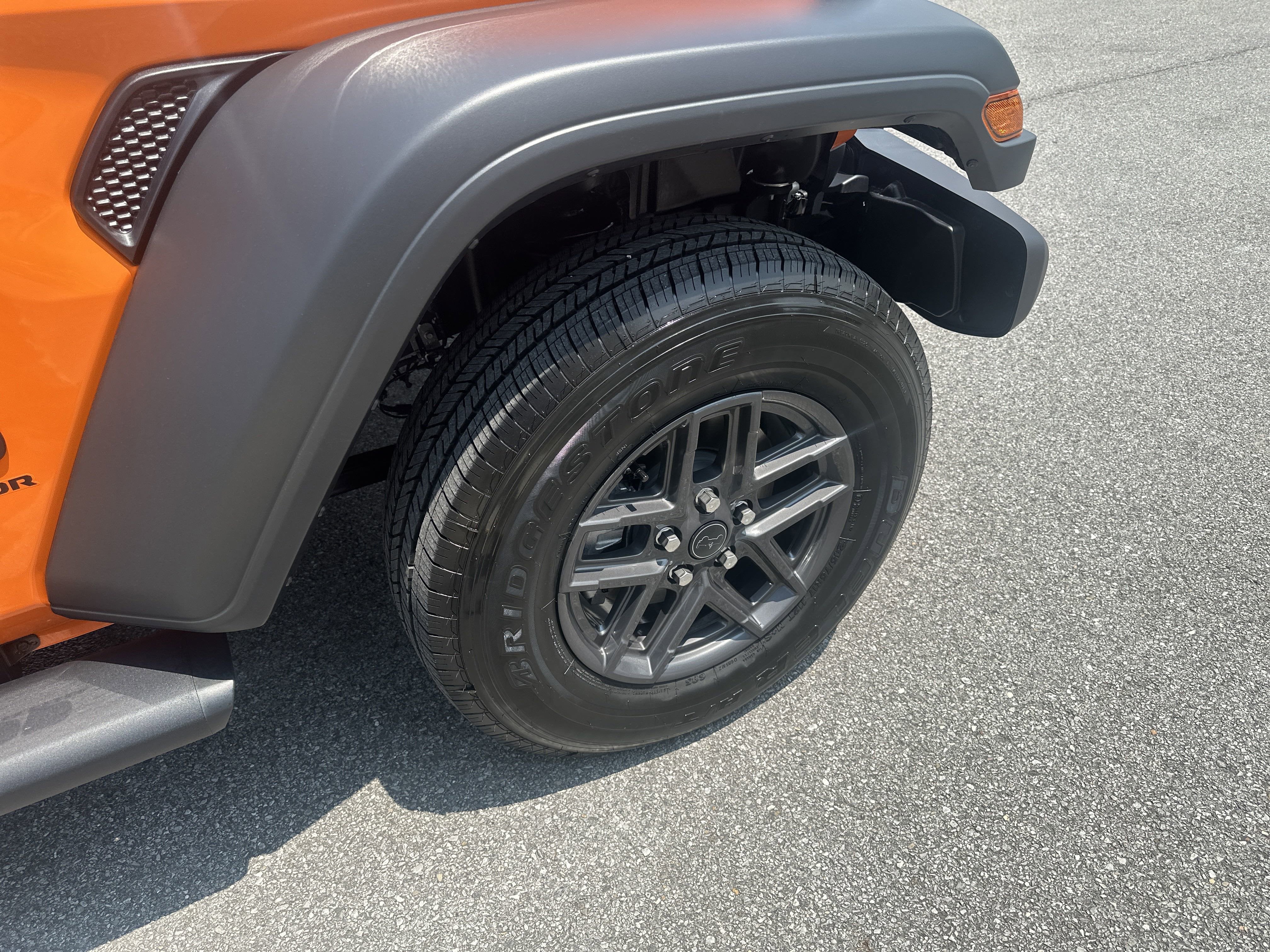 2025 Jeep Gladiator GLADIATOR SPORT S 4X4