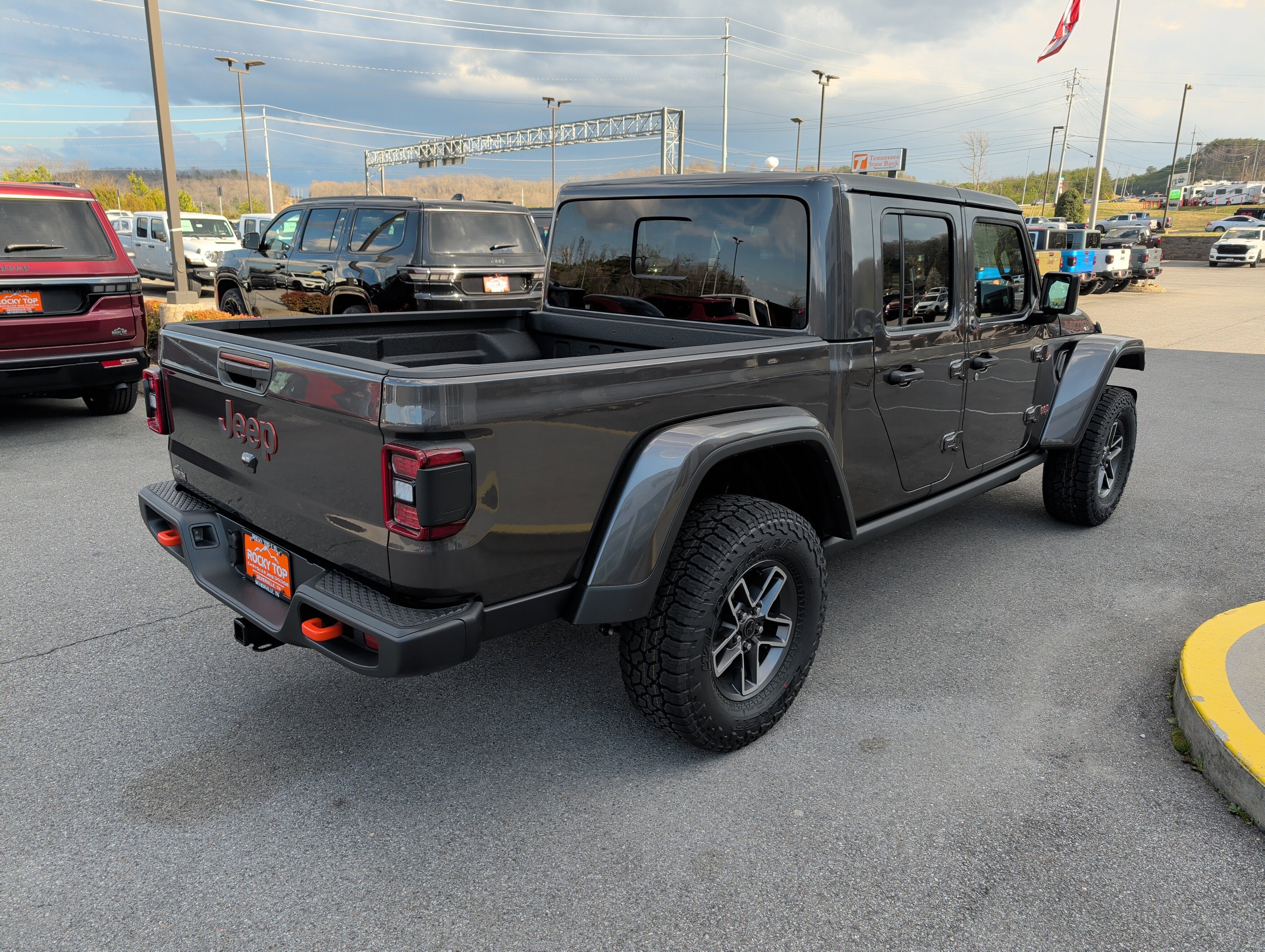 2026 Jeep Gladiator GLADIATOR MOJAVE 4X4