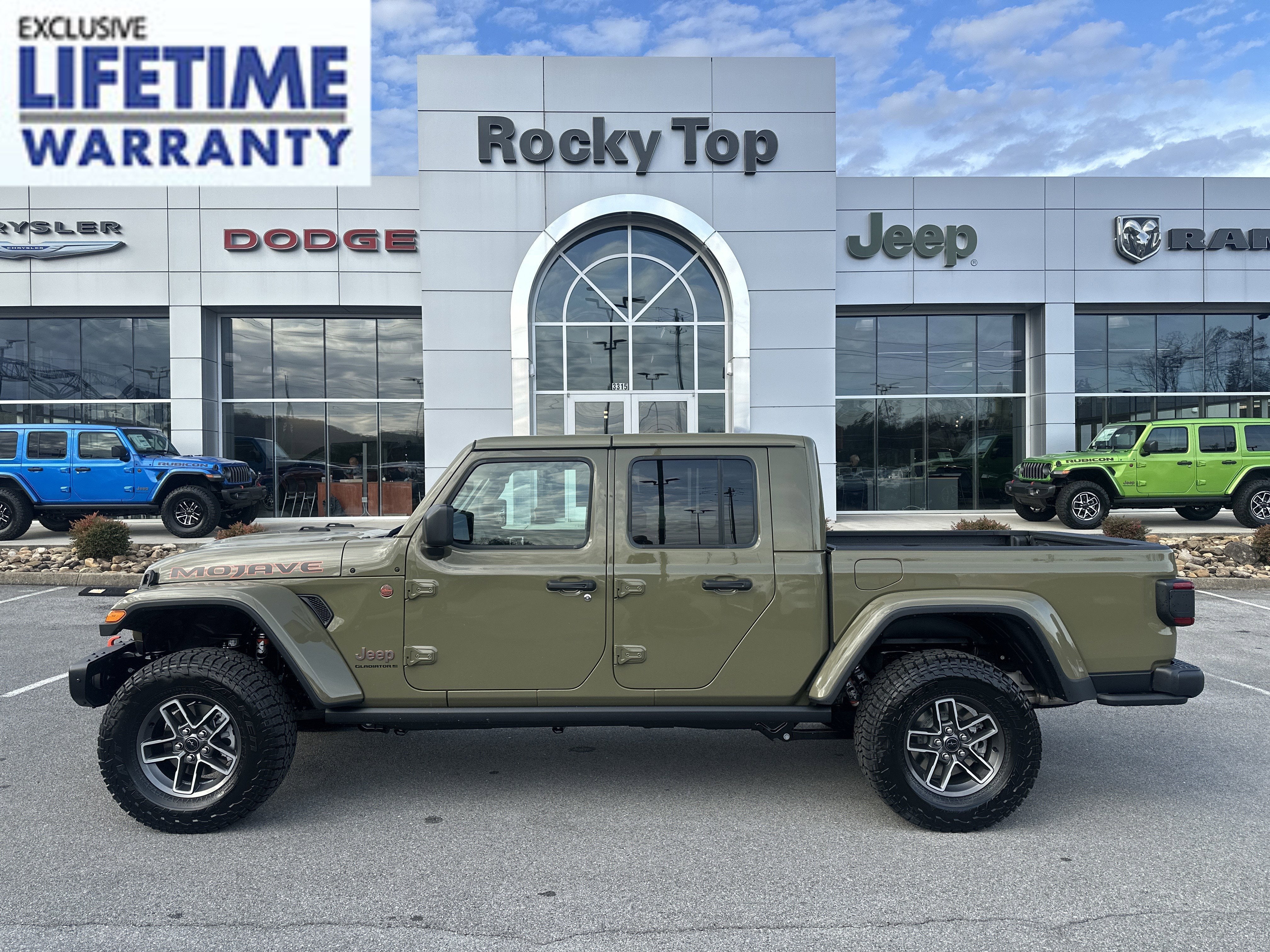 2026 Jeep Gladiator GLADIATOR MOJAVE X 4X4