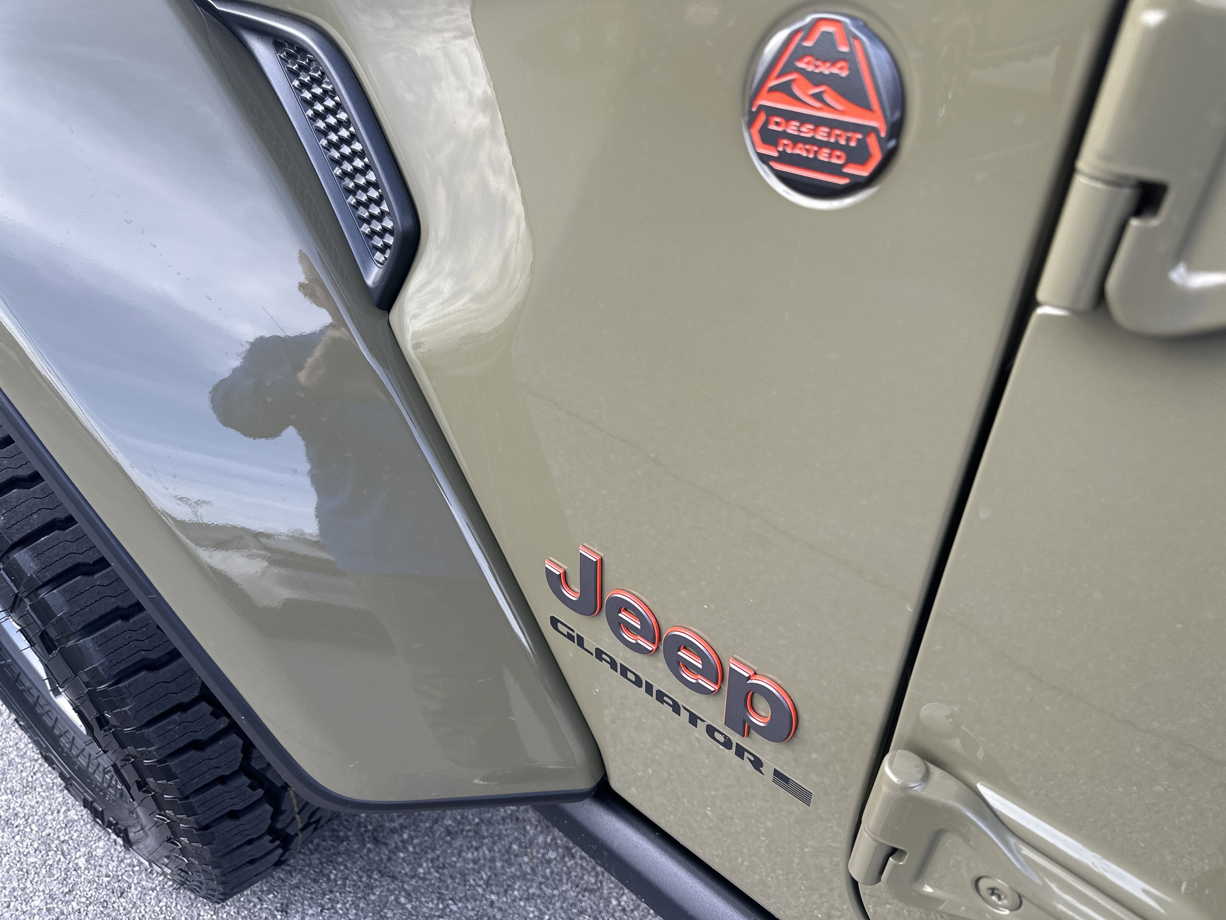 2026 Jeep Gladiator GLADIATOR MOJAVE X 4X4