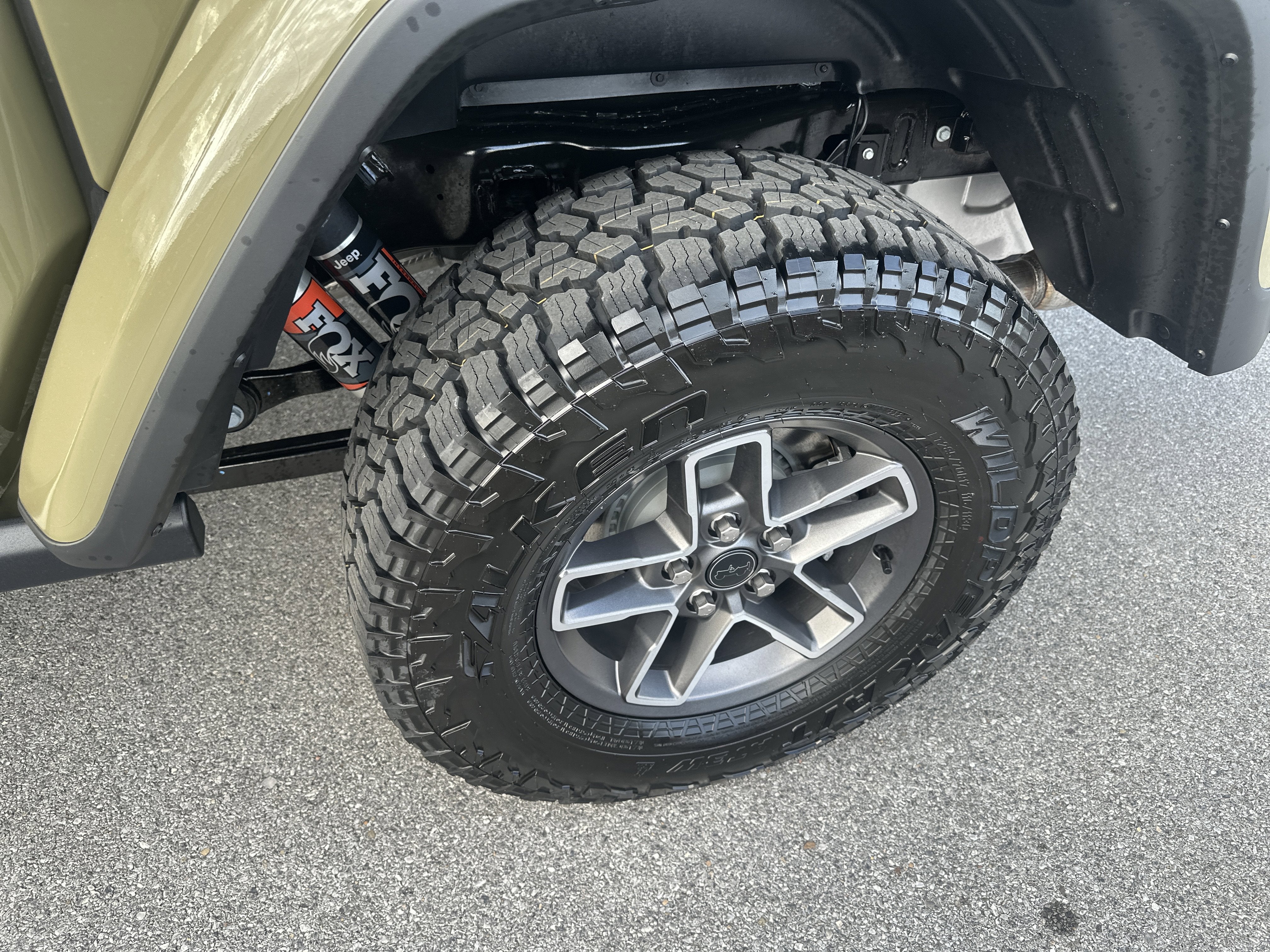 2026 Jeep Gladiator GLADIATOR MOJAVE X 4X4