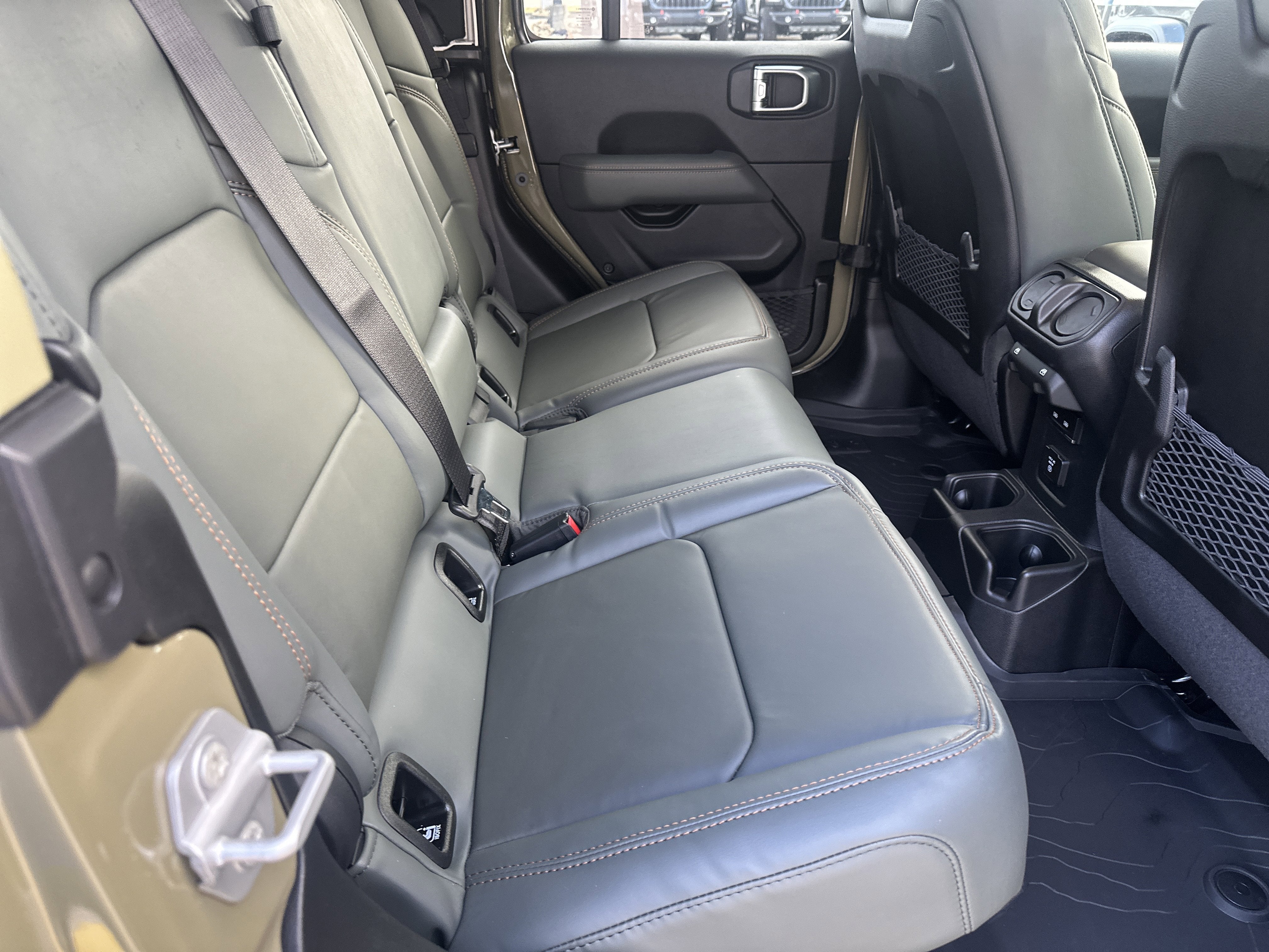 2026 Jeep Gladiator GLADIATOR MOJAVE X 4X4