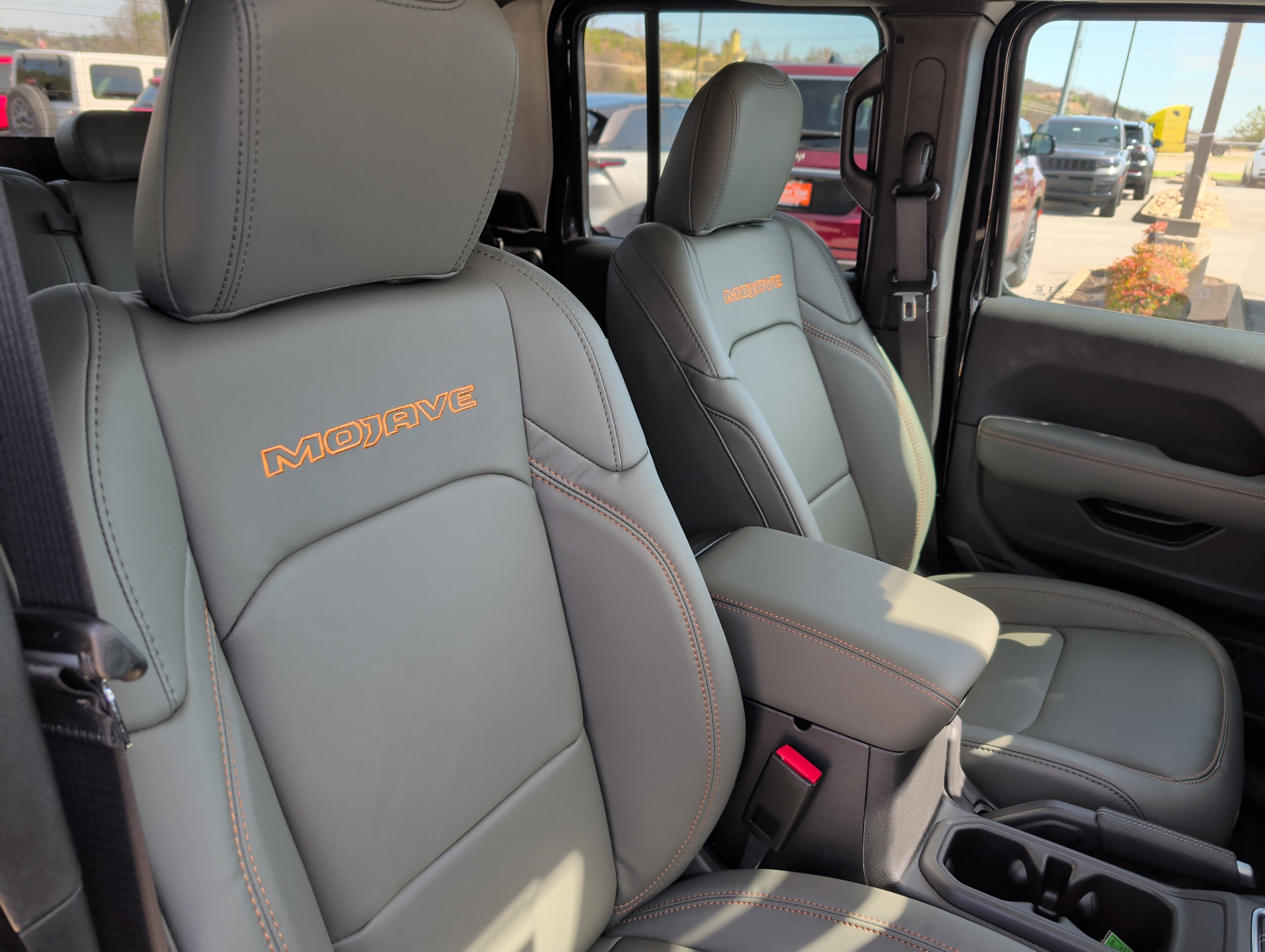 2026 Jeep Gladiator GLADIATOR MOJAVE 4X4