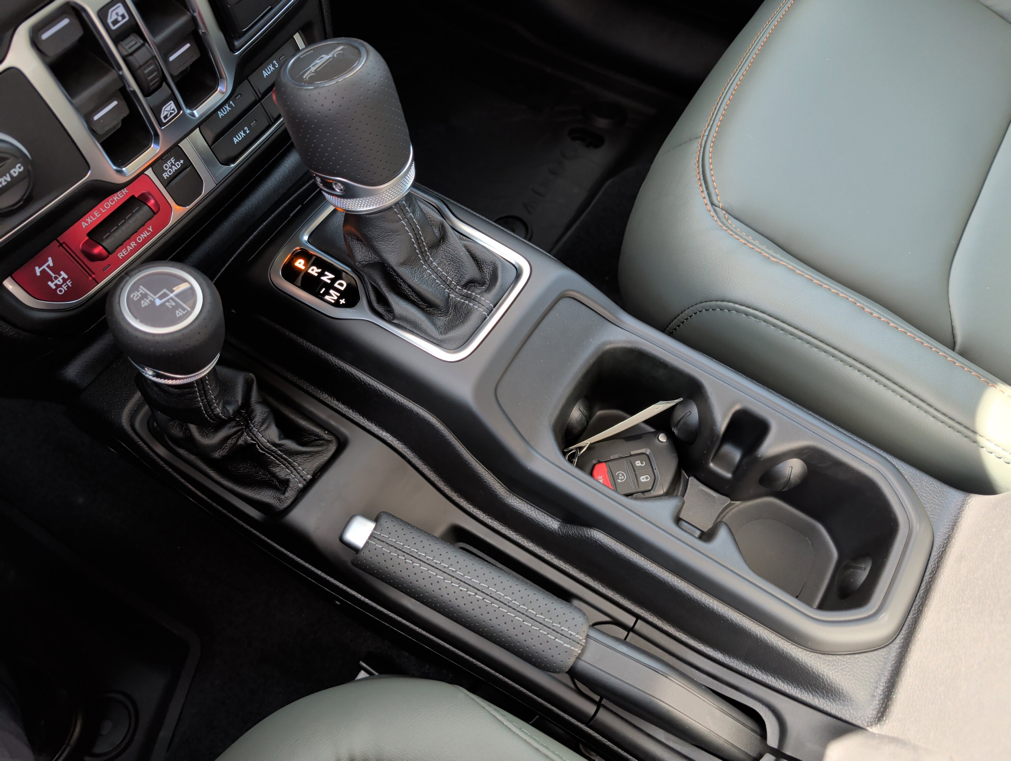 2026 Jeep Gladiator GLADIATOR MOJAVE 4X4