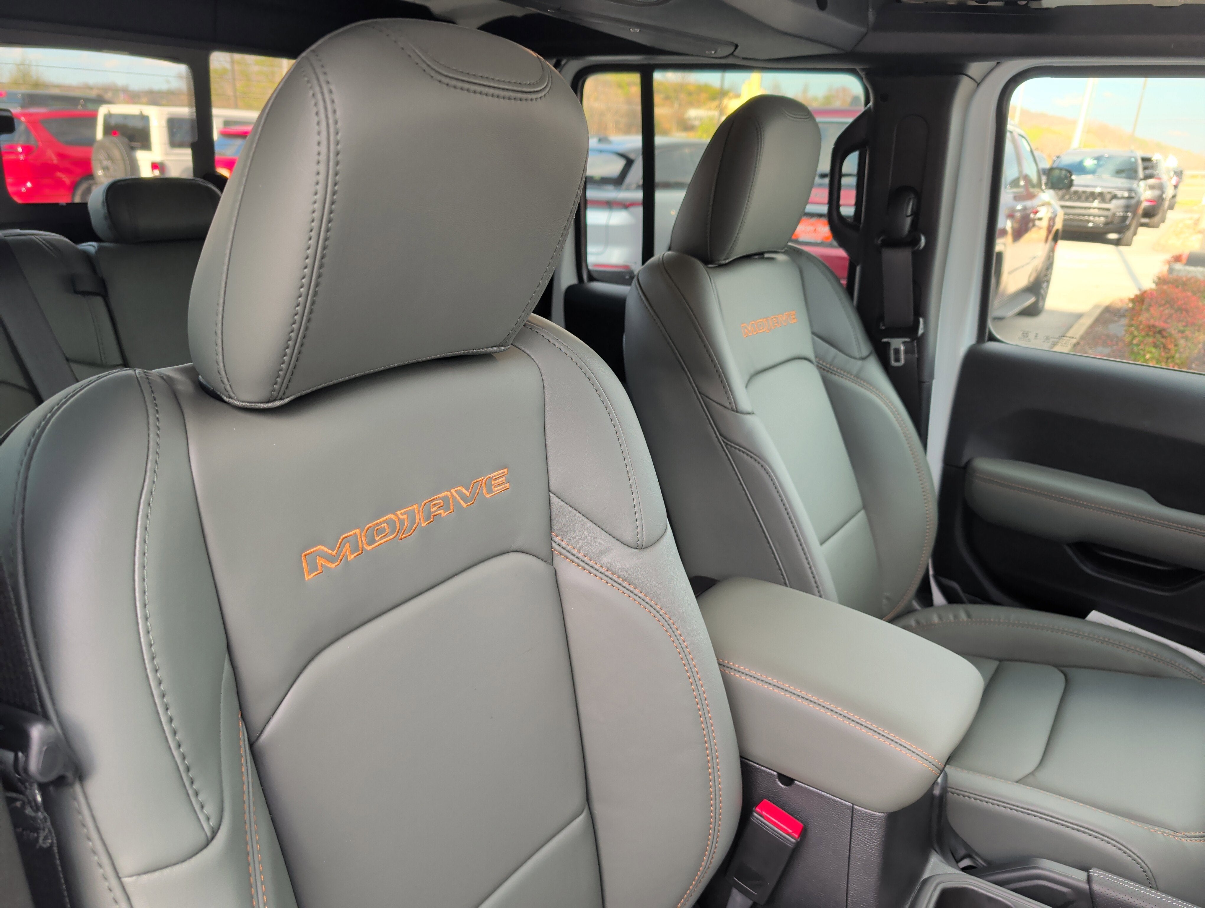 2026 Jeep Gladiator GLADIATOR MOJAVE 4X4