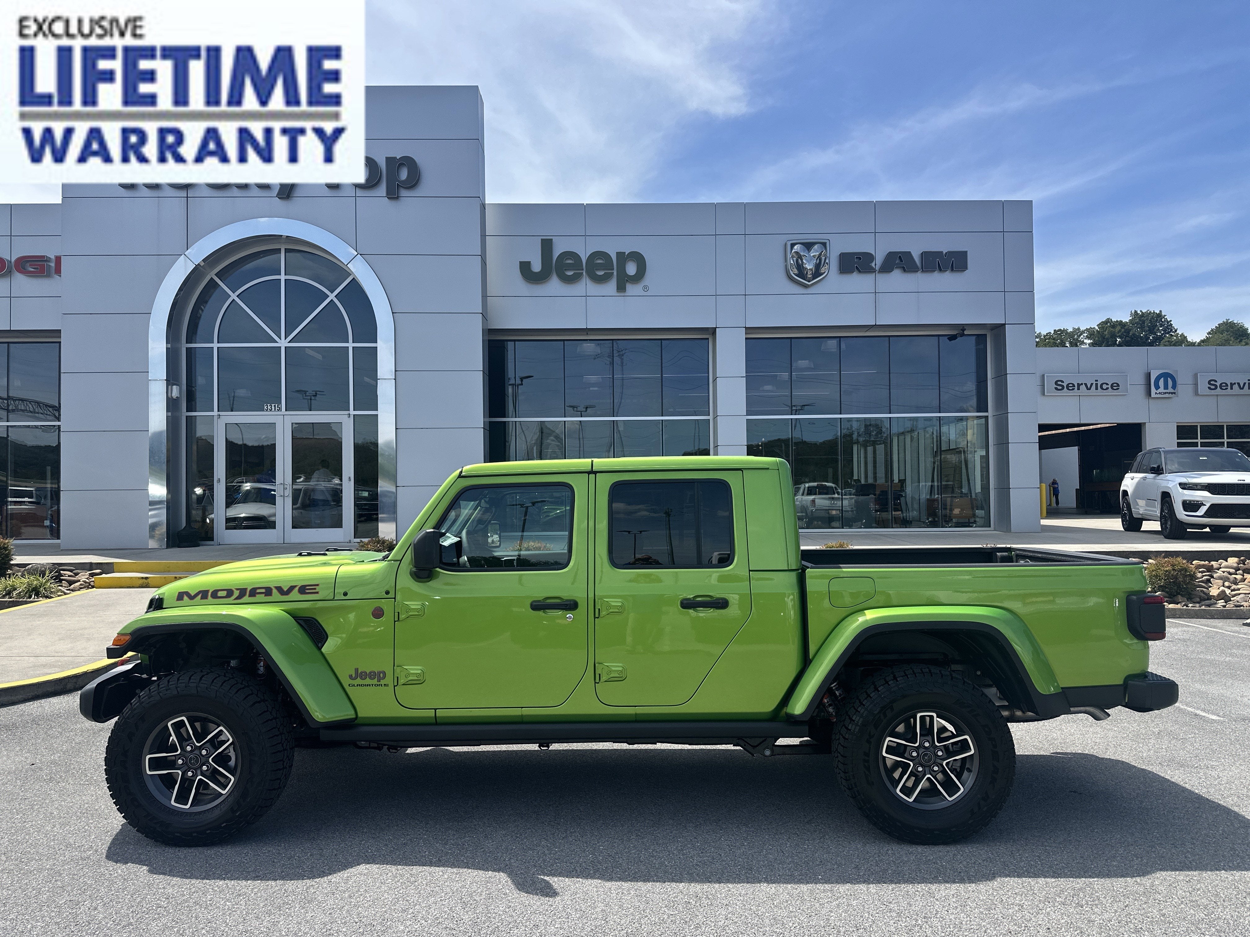 2025 Jeep Gladiator GLADIATOR MOJAVE 4X4
