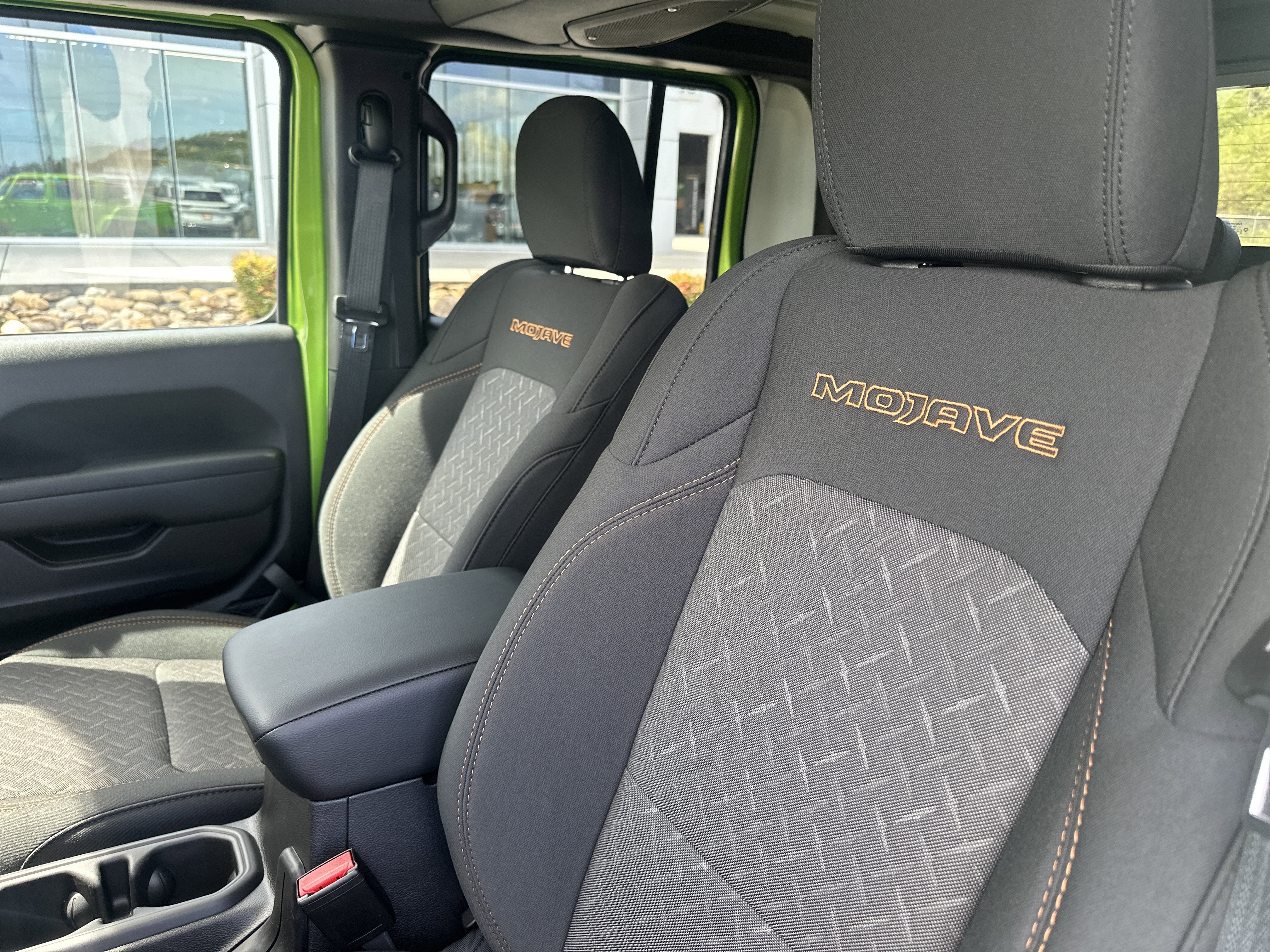 2025 Jeep Gladiator GLADIATOR MOJAVE 4X4