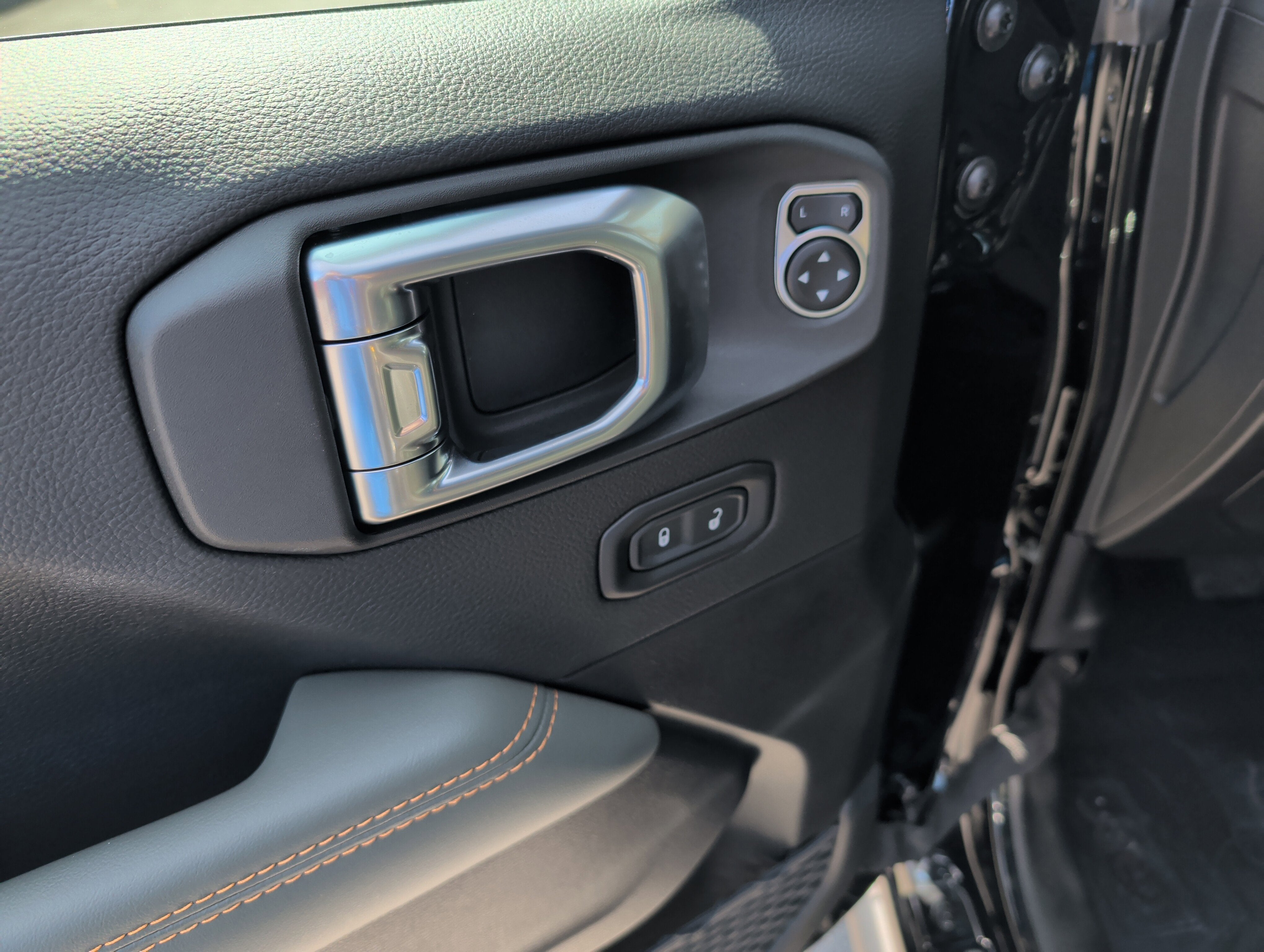 2026 Jeep Gladiator GLADIATOR MOJAVE X 4X4