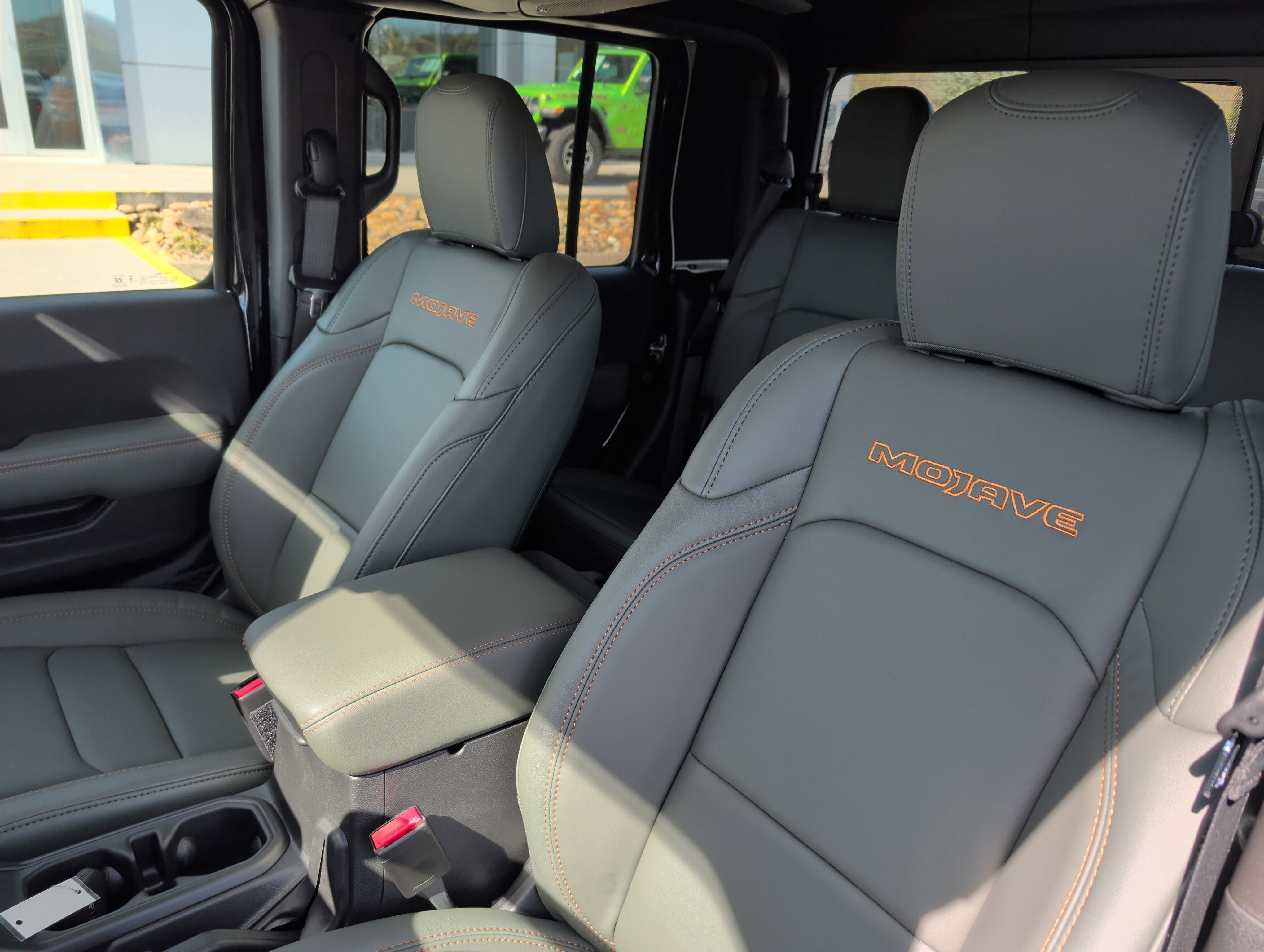 2026 Jeep Gladiator GLADIATOR MOJAVE X 4X4