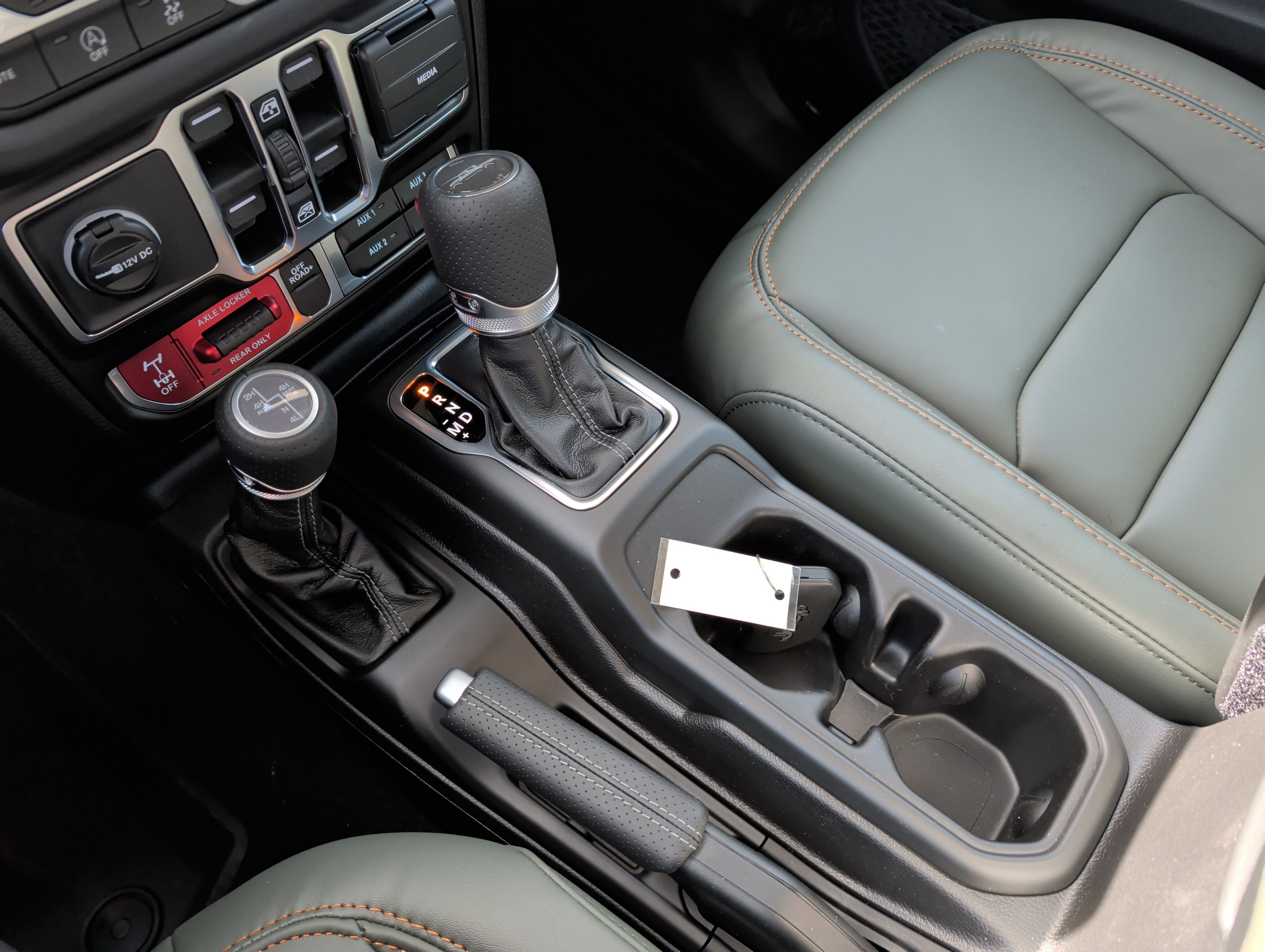 2026 Jeep Gladiator GLADIATOR MOJAVE X 4X4