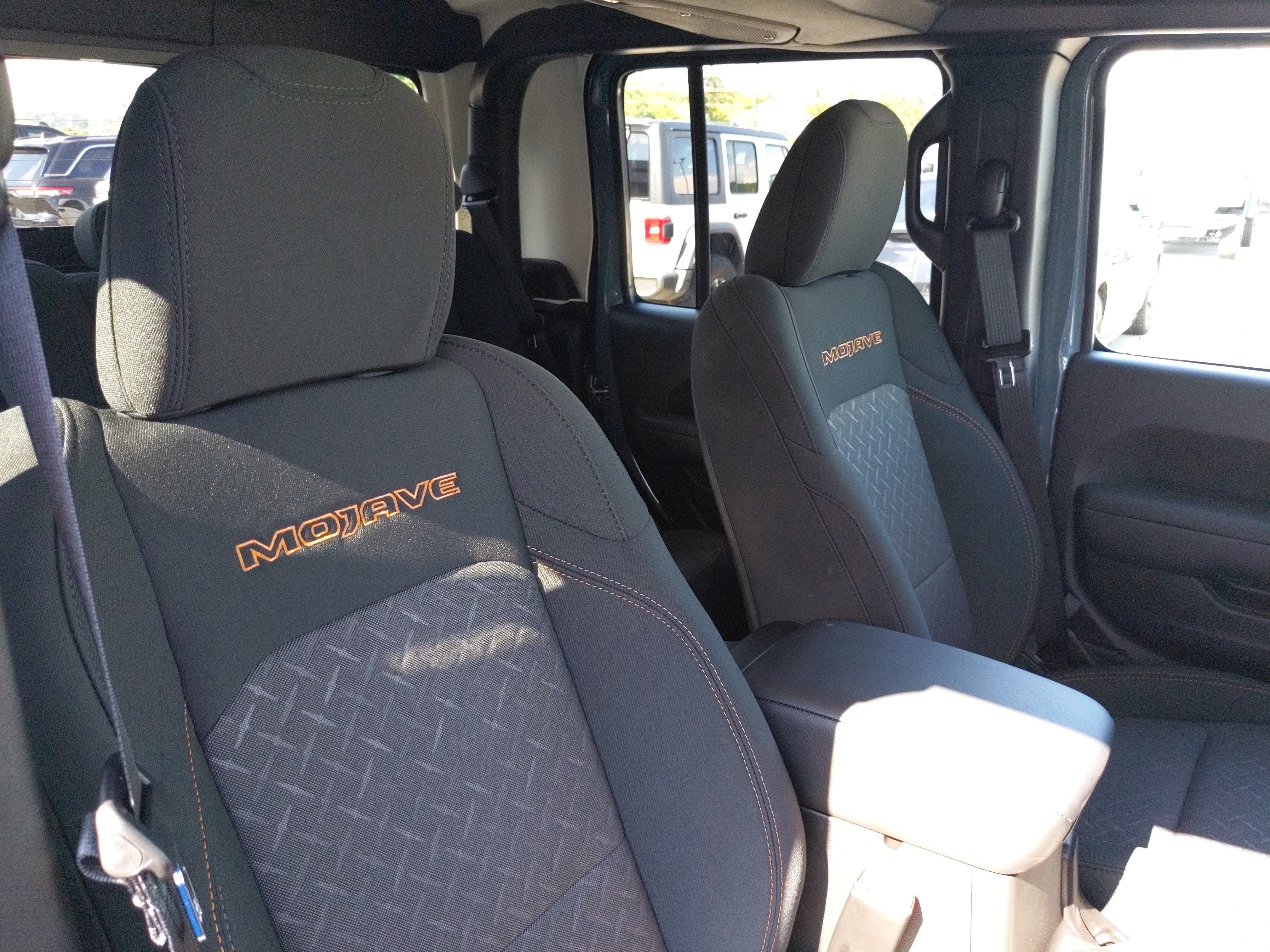 2025 Jeep Gladiator GLADIATOR MOJAVE 4X4