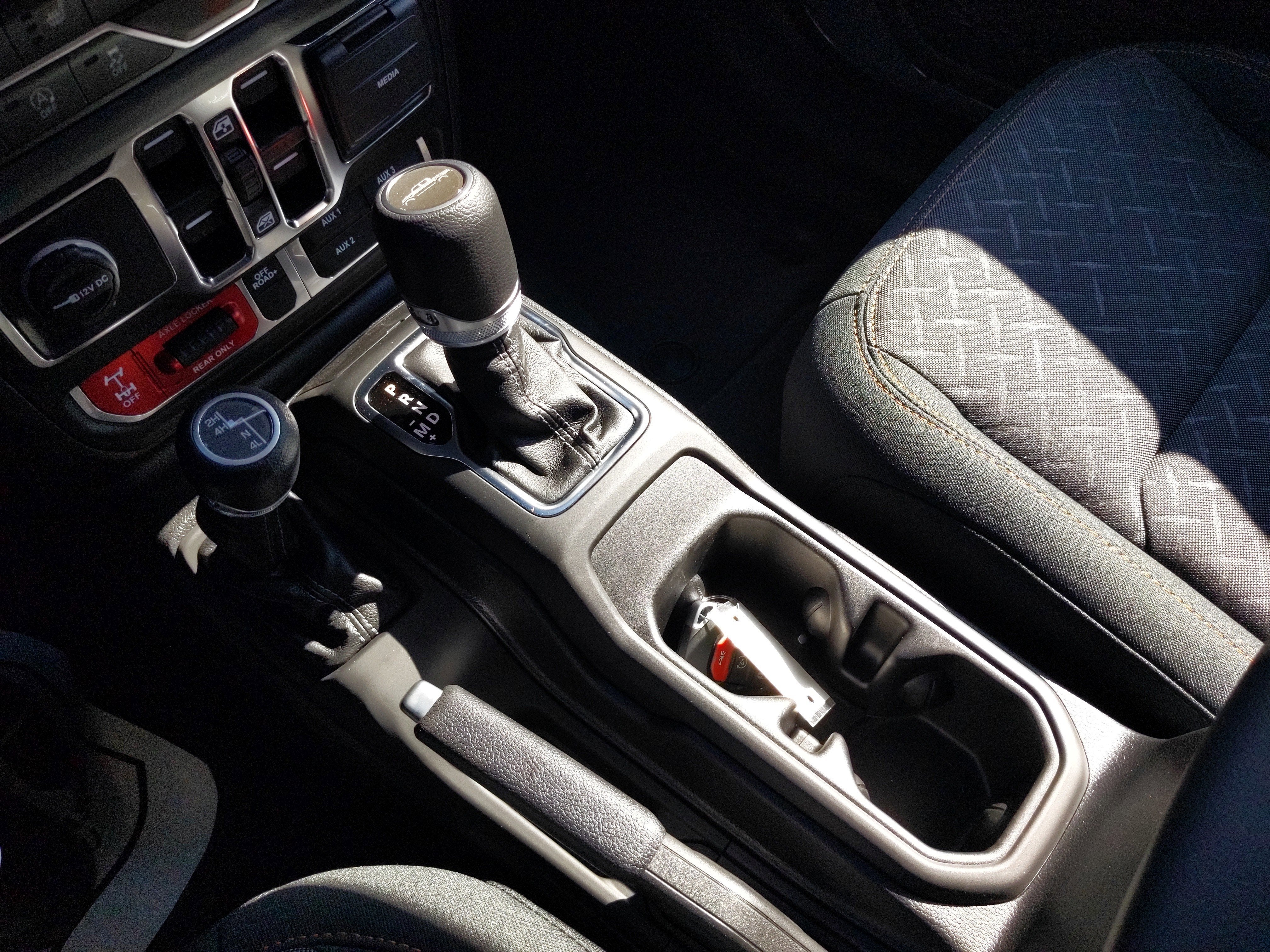 2025 Jeep Gladiator GLADIATOR MOJAVE 4X4