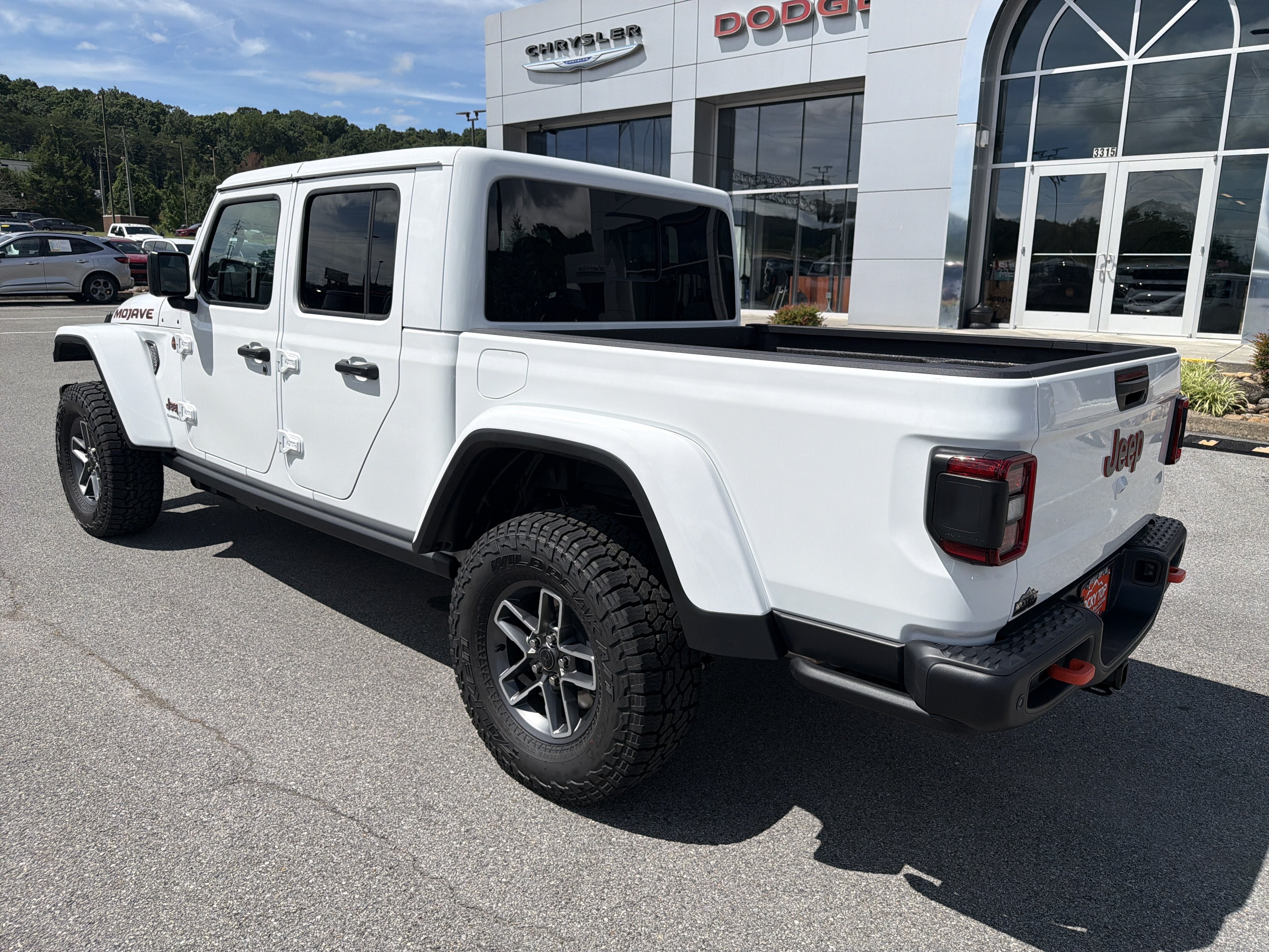 2026 Jeep Gladiator GLADIATOR MOJAVE X 4X4