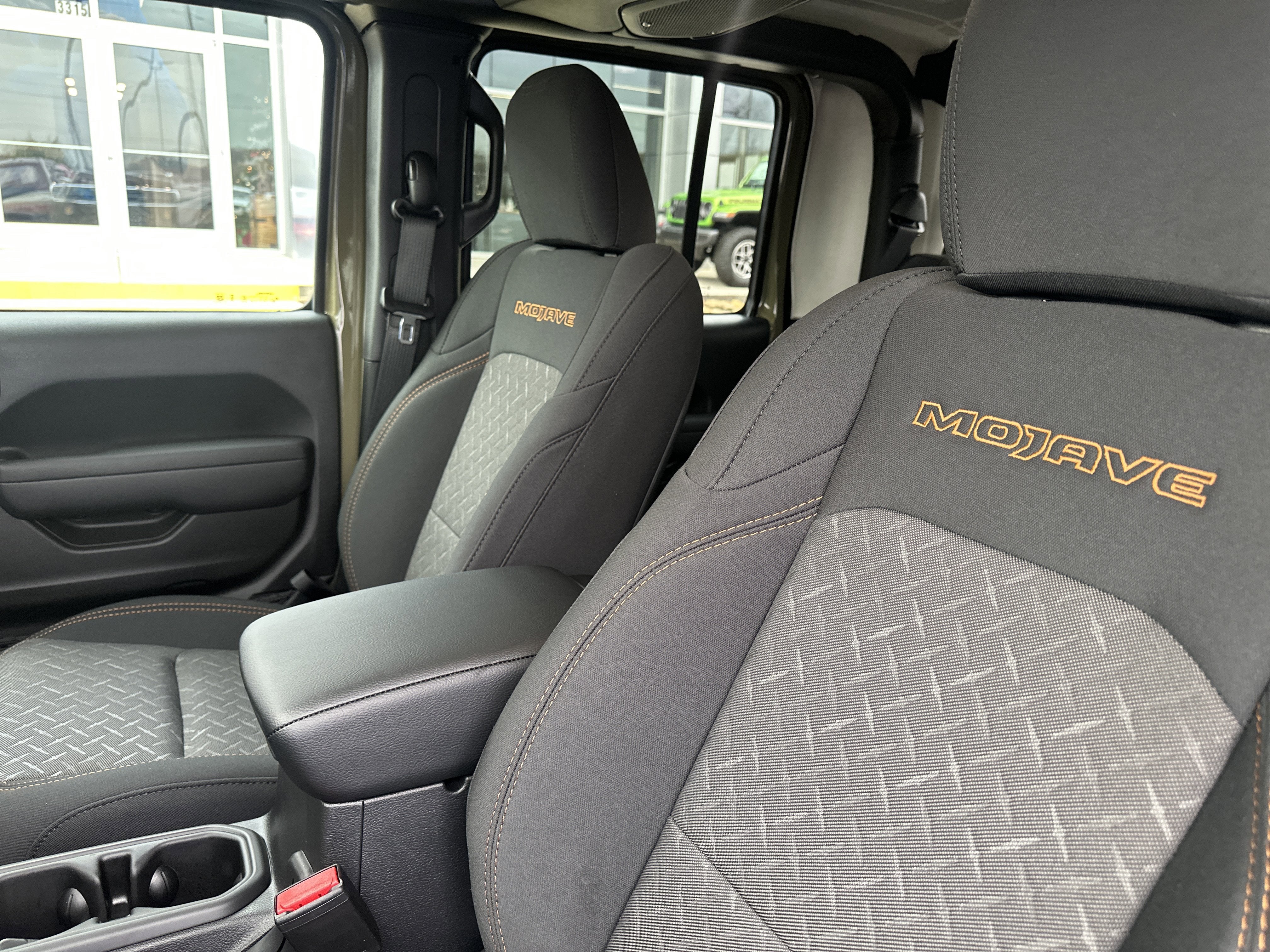 2026 Jeep Gladiator GLADIATOR MOJAVE 4X4