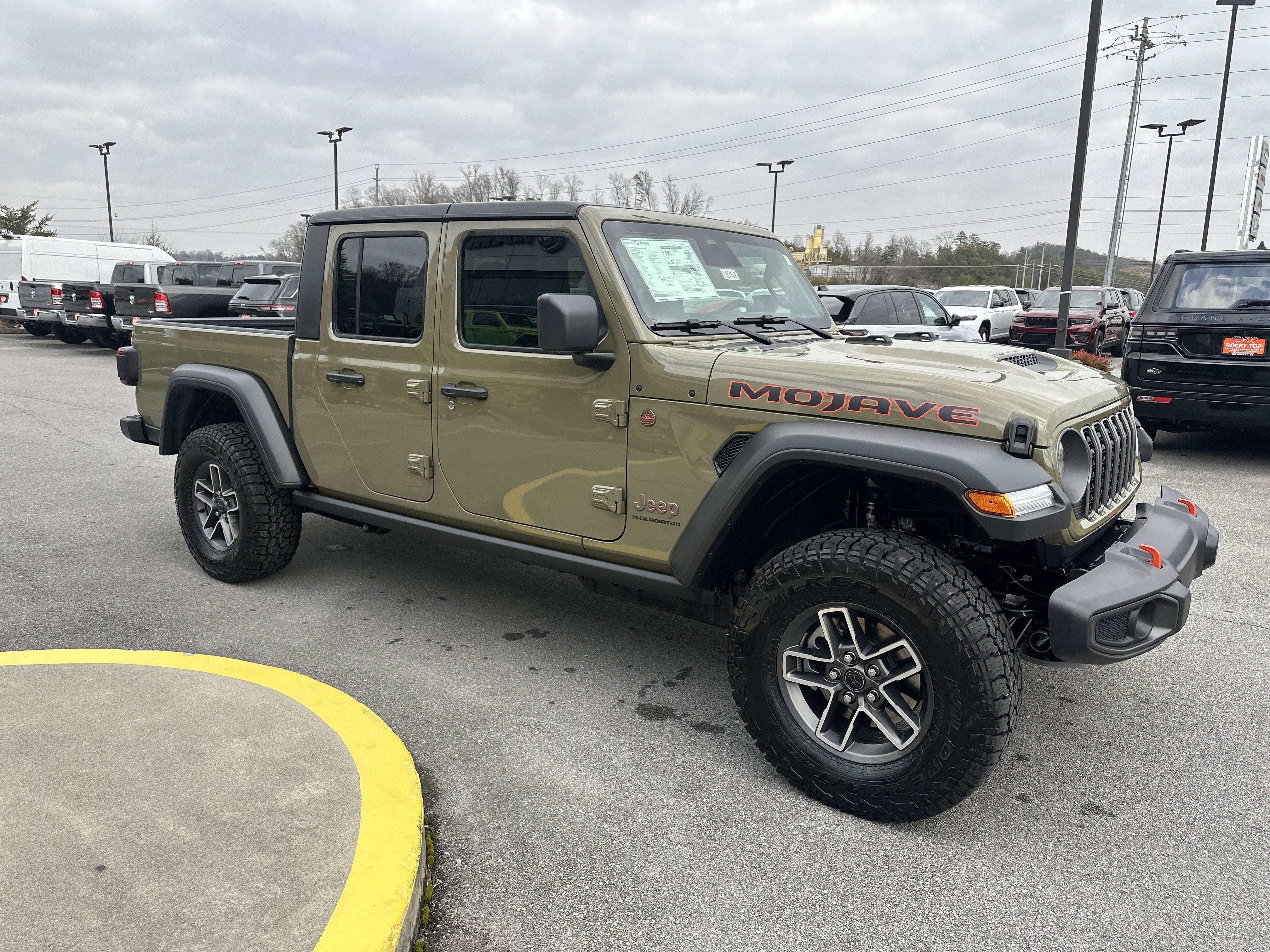 2026 Jeep Gladiator GLADIATOR MOJAVE 4X4