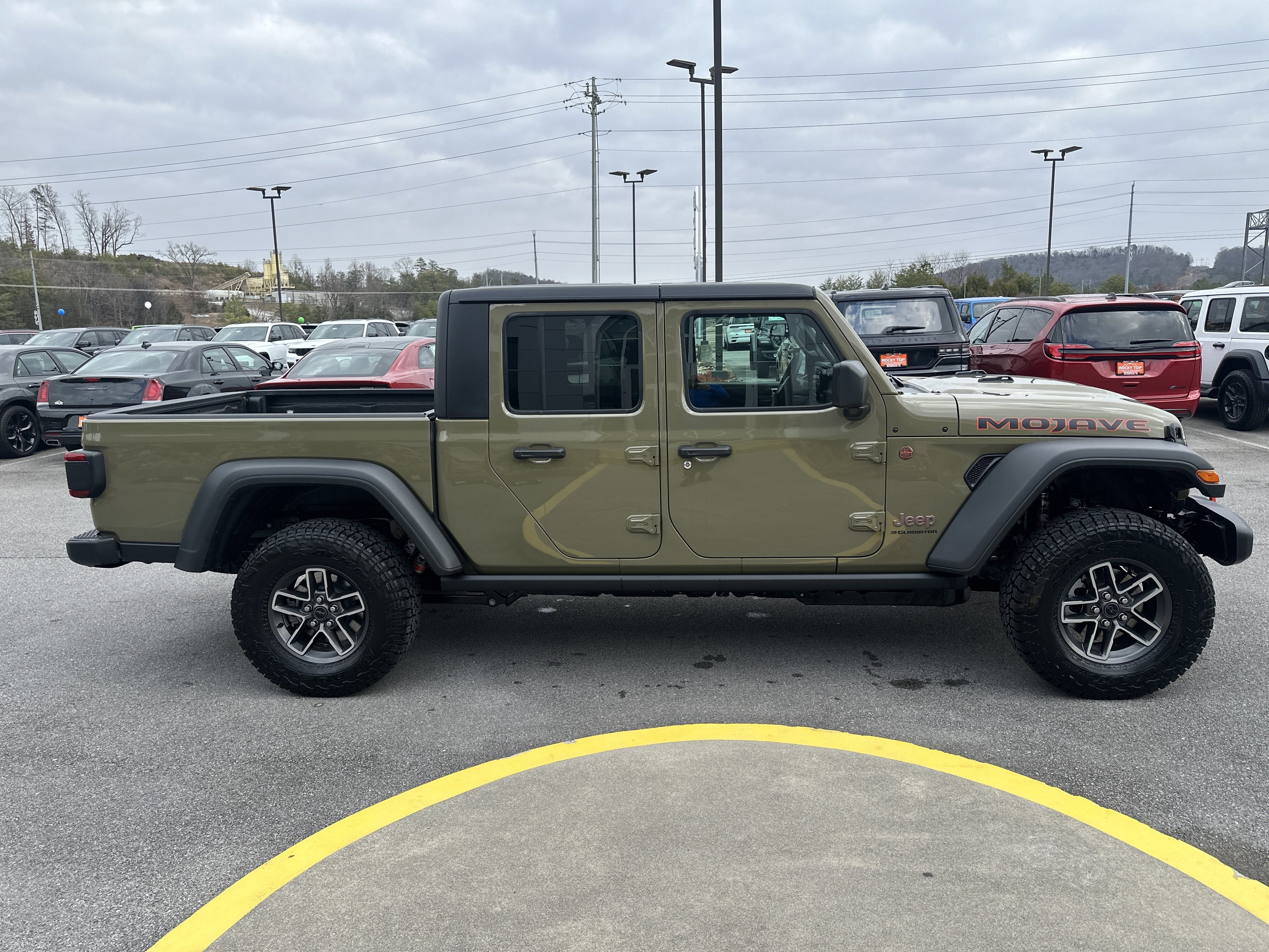 2026 Jeep Gladiator GLADIATOR MOJAVE 4X4