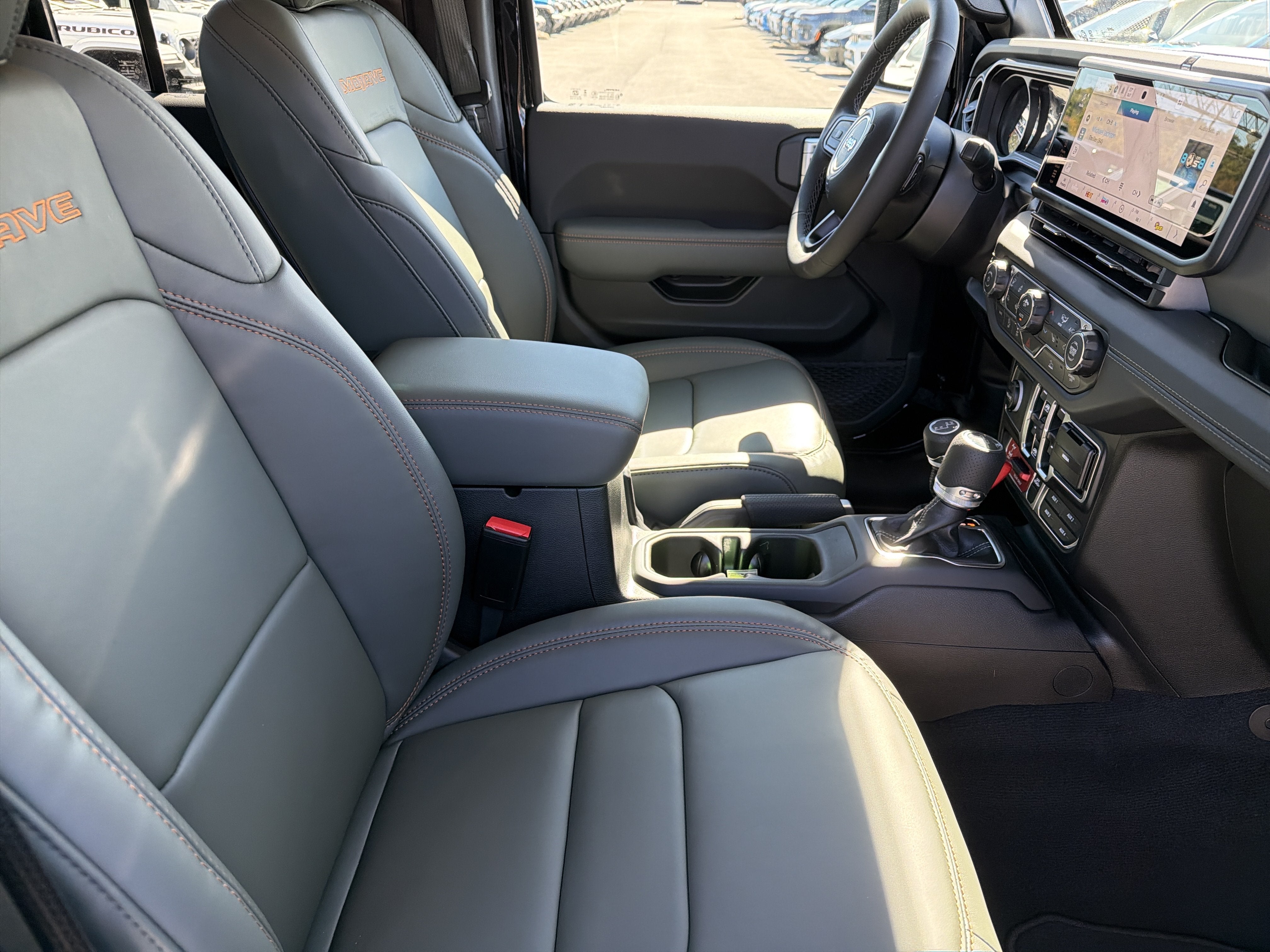 2027 Jeep Gladiator GLADIATOR MOJAVE 4X4