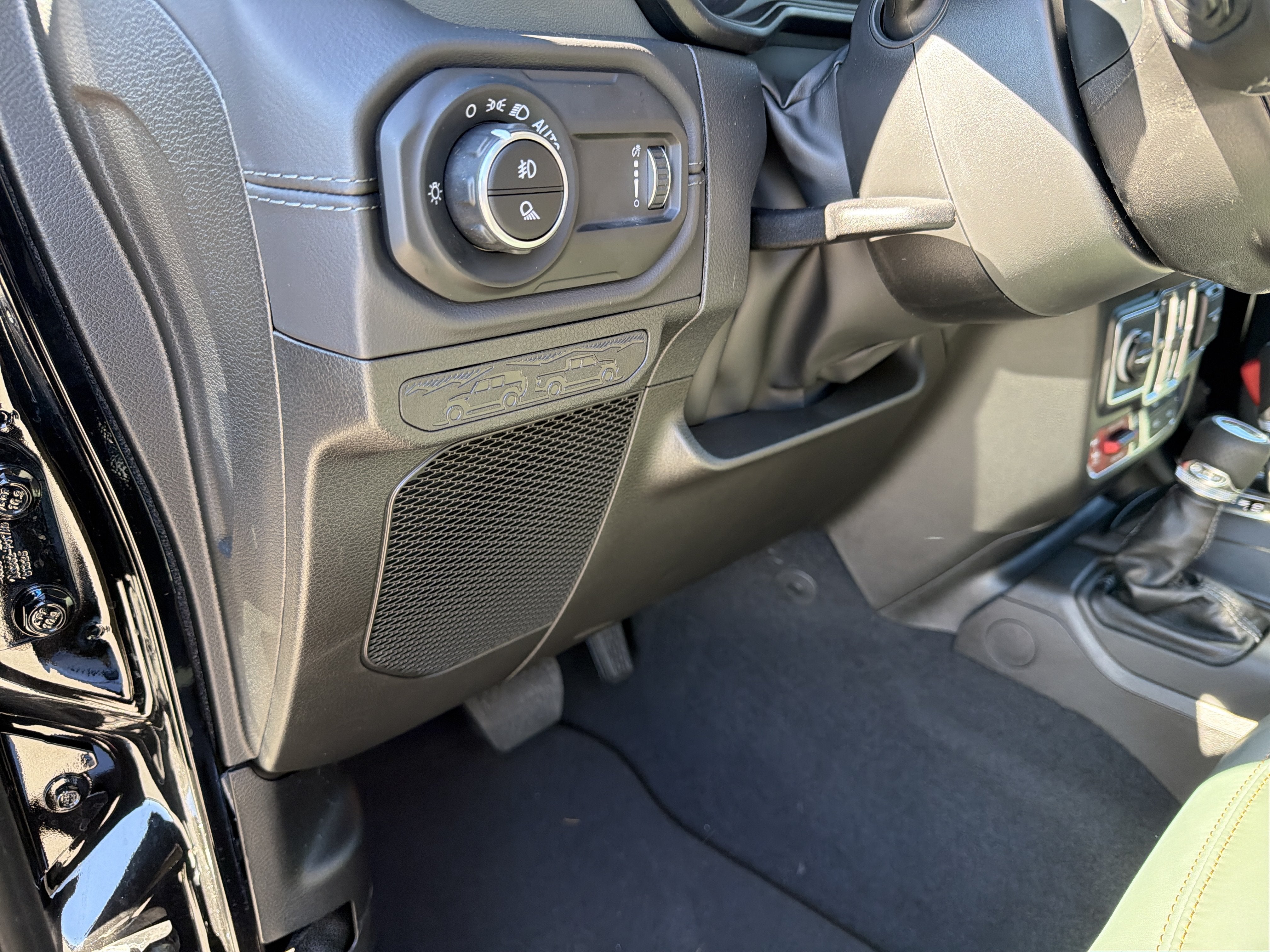 2027 Jeep Gladiator GLADIATOR MOJAVE 4X4