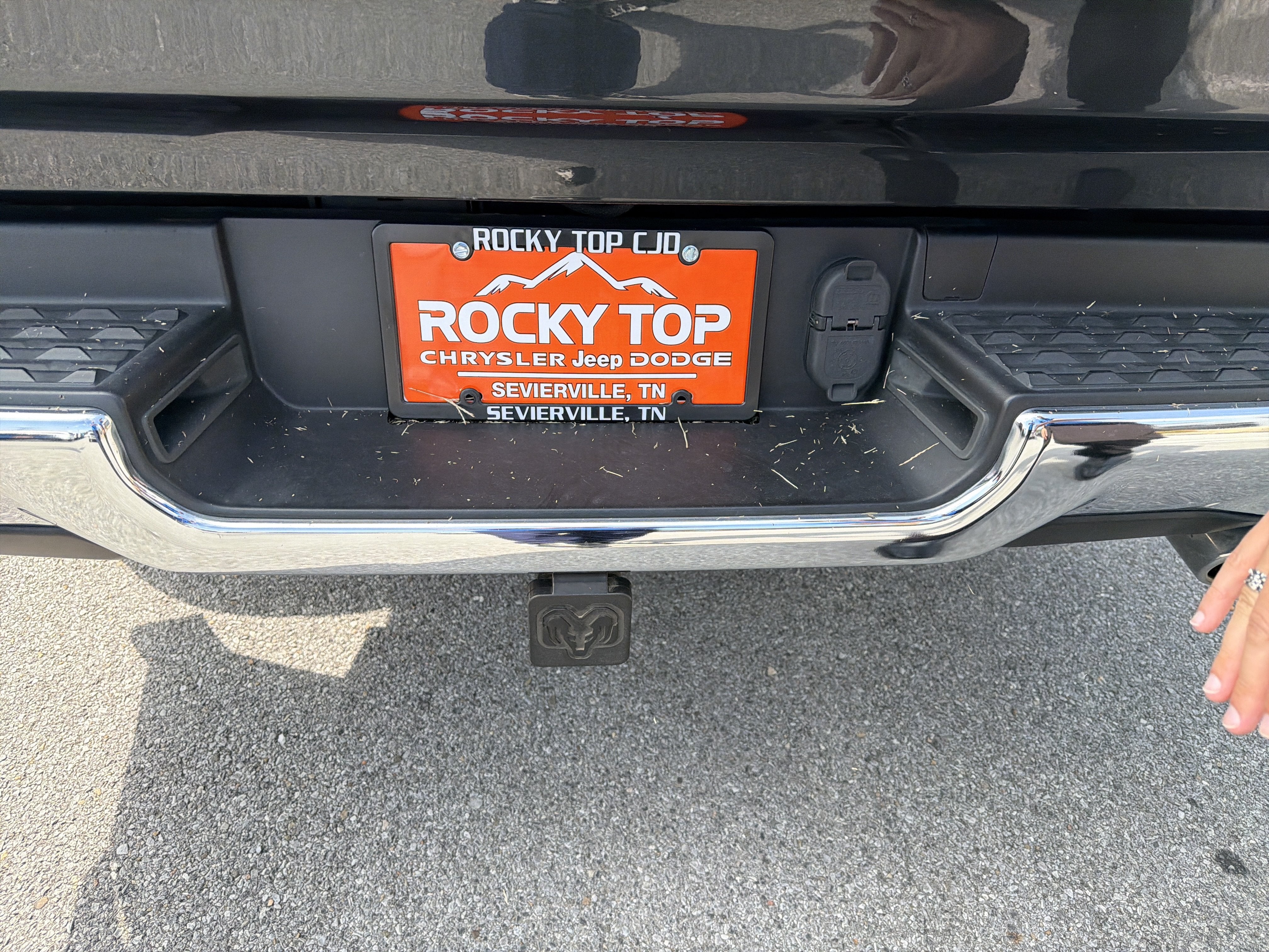 2021 RAM 1500 Big Horn Quad Cab 4x2 6'4' Box