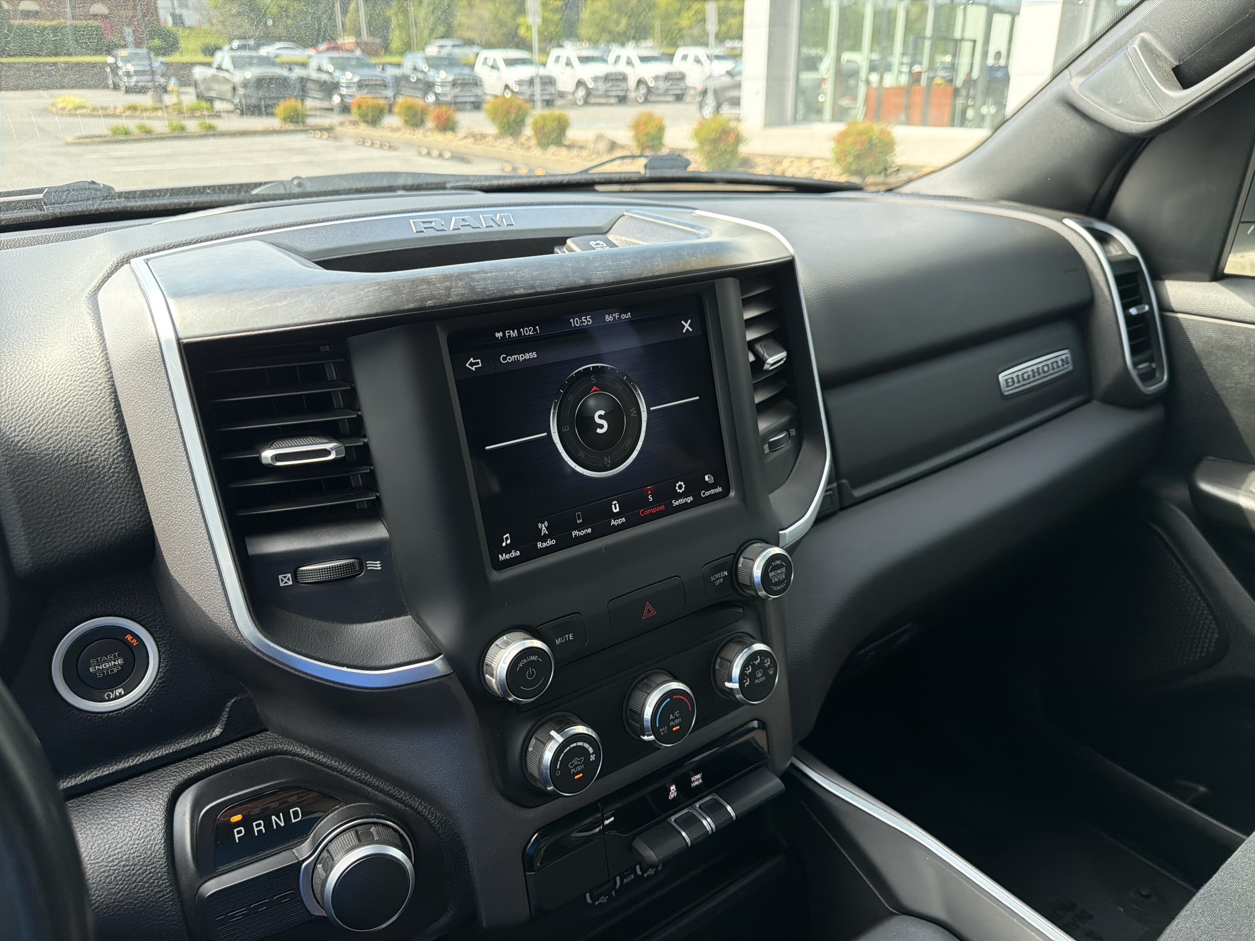 2021 RAM 1500 Big Horn Quad Cab 4x2 6'4' Box