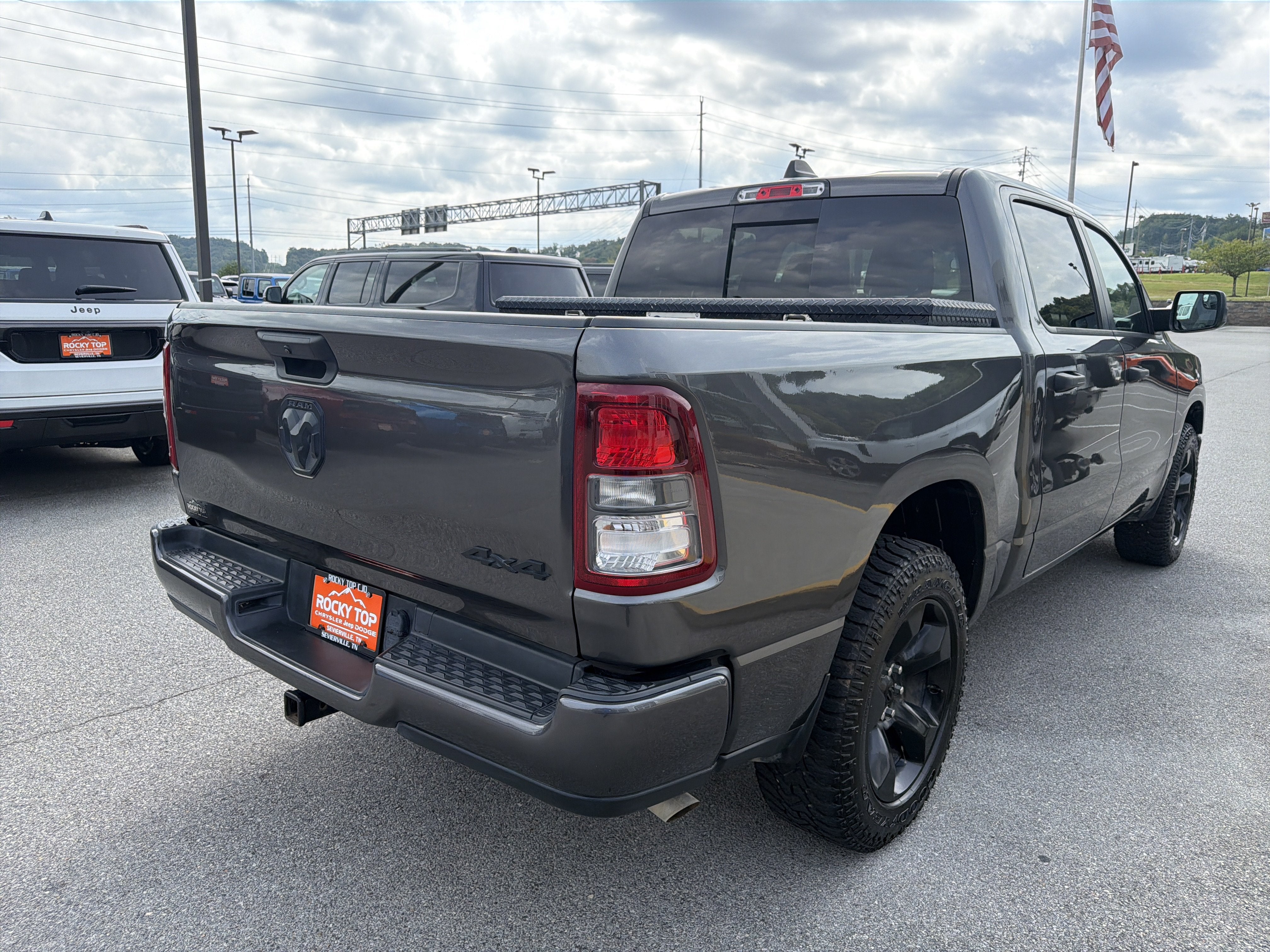 2024 RAM 1500 Tradesman Crew Cab 4x4 5'7' Box
