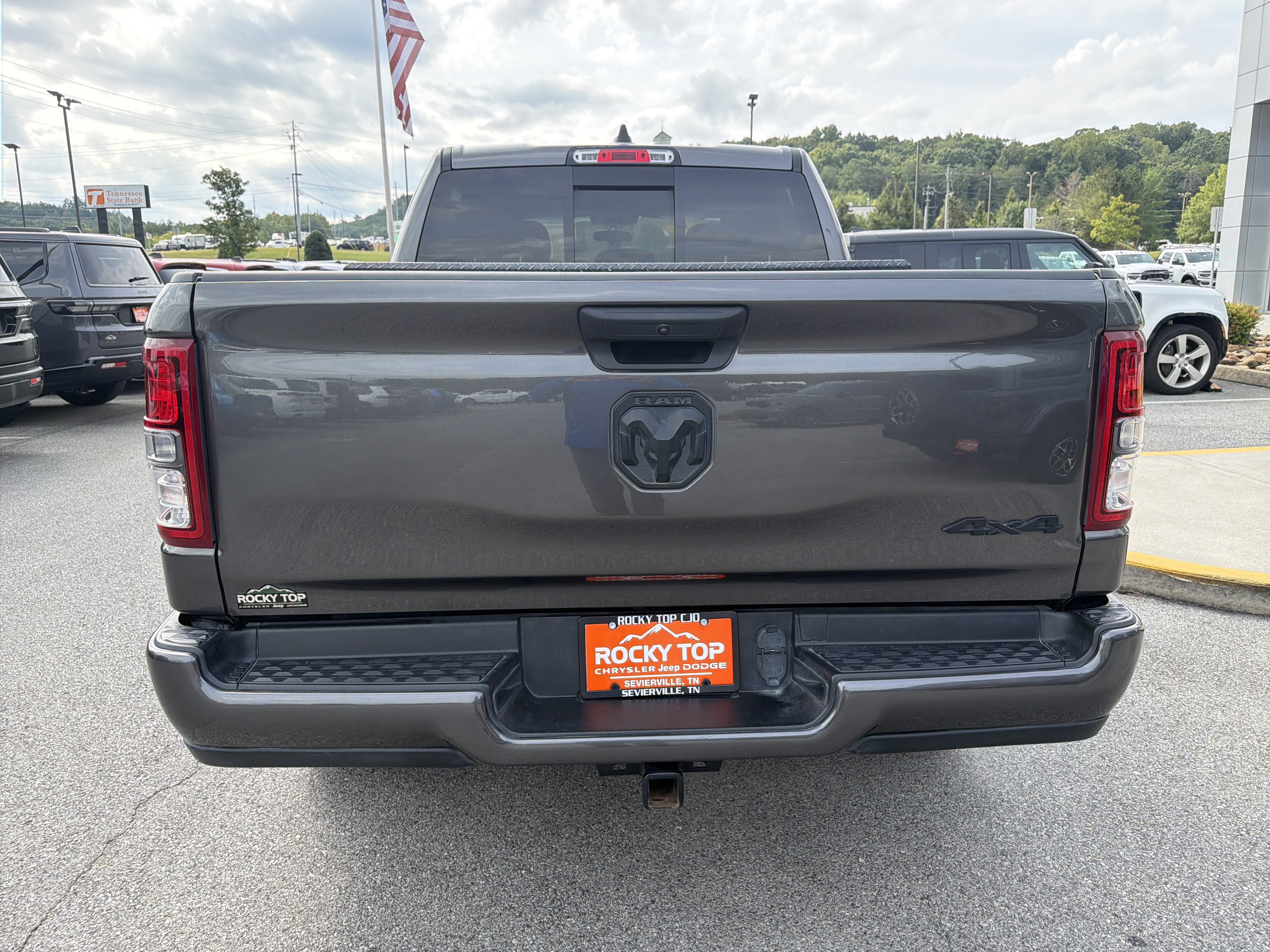 2024 RAM 1500 Tradesman Crew Cab 4x4 5'7' Box
