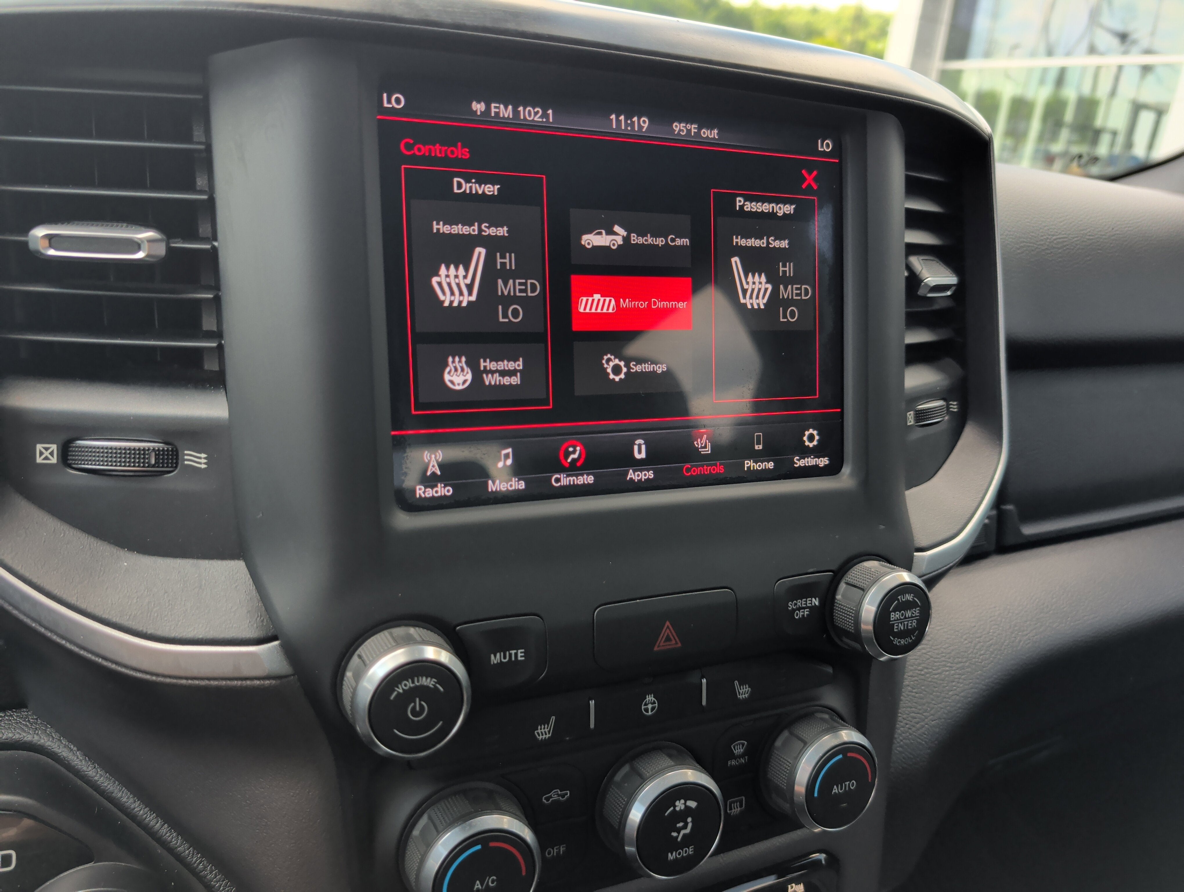 2019 RAM 1500 Big Horn/Lone Star Crew Cab 4x4 5'7' Box