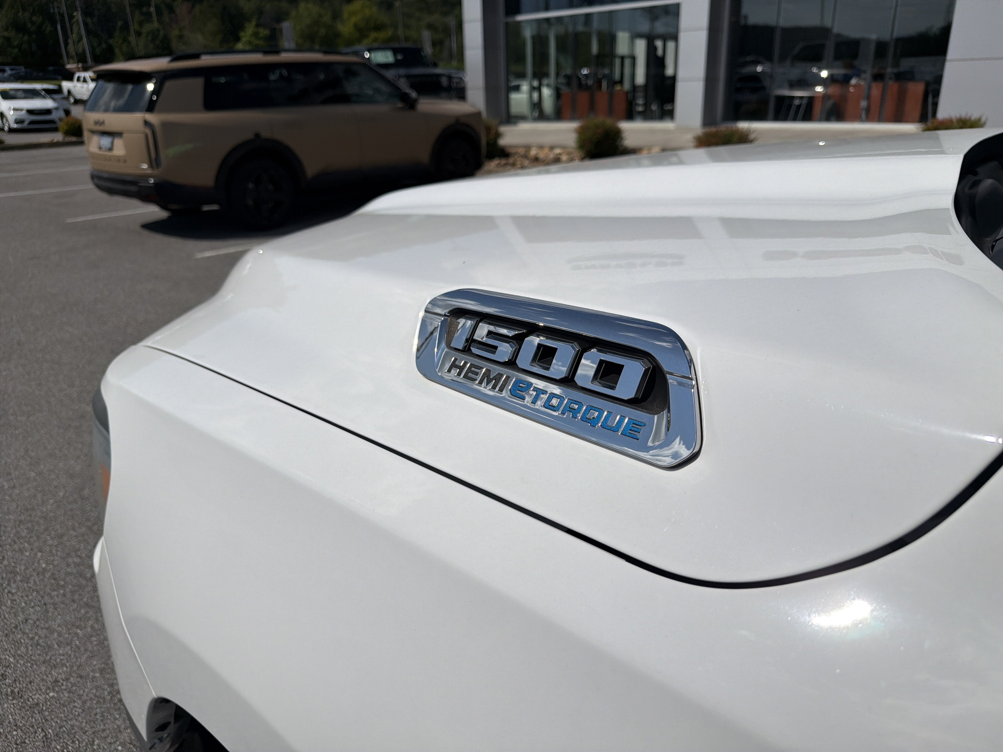 2023 RAM 1500 Big Horn Crew Cab 4x4 5'7' Box
