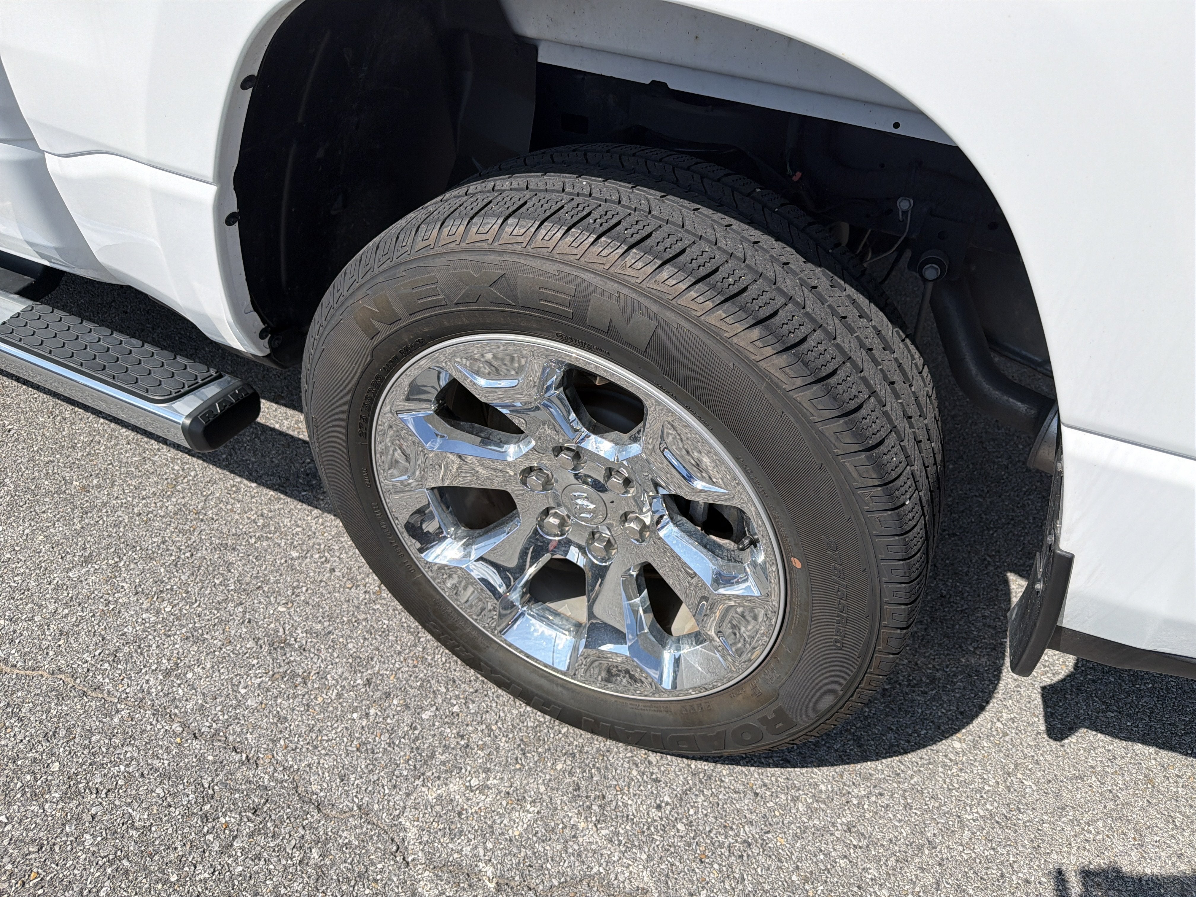 2023 RAM 1500 Big Horn Crew Cab 4x4 5'7' Box