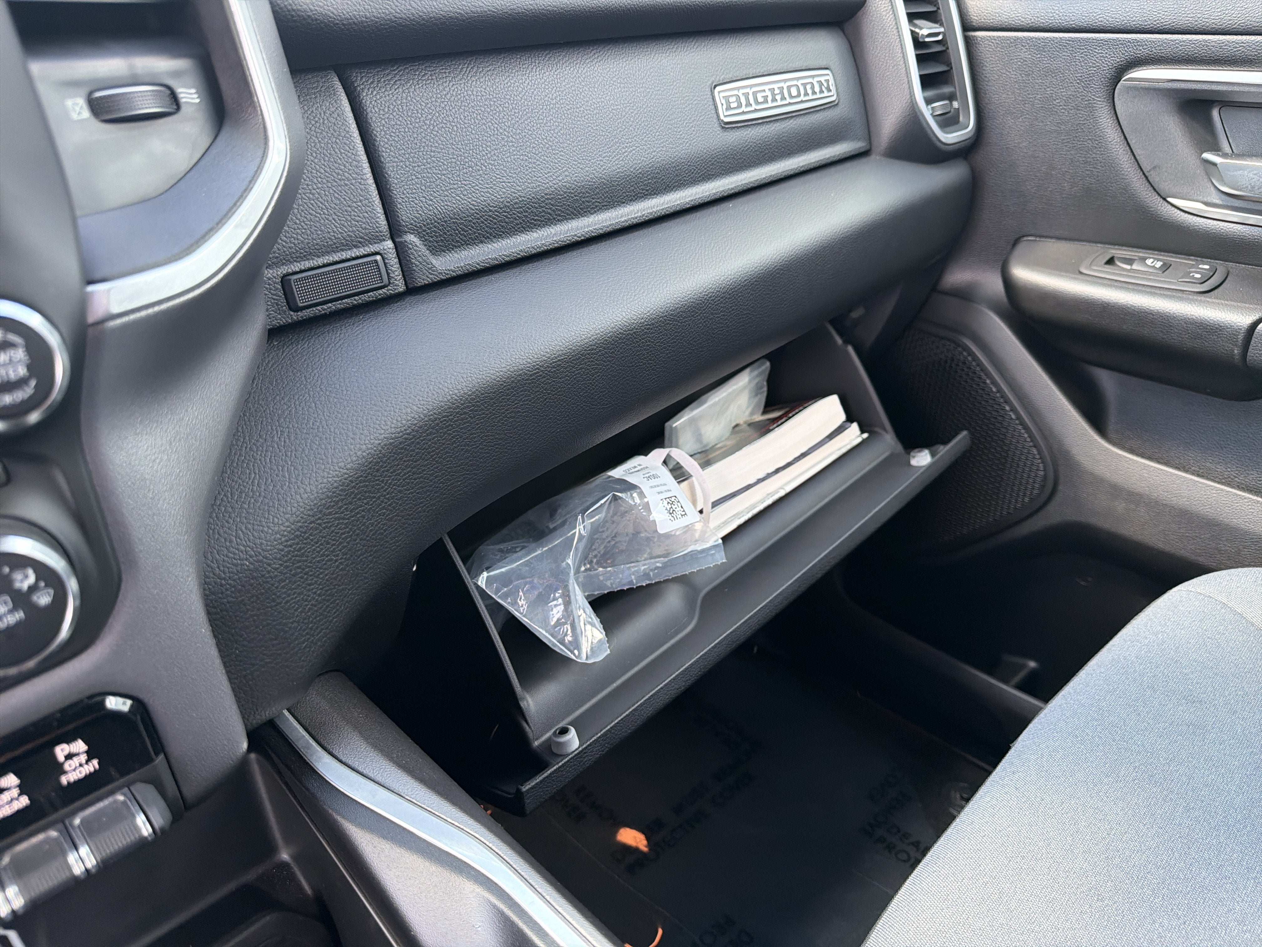 2023 RAM 1500 Big Horn Crew Cab 4x4 5'7' Box