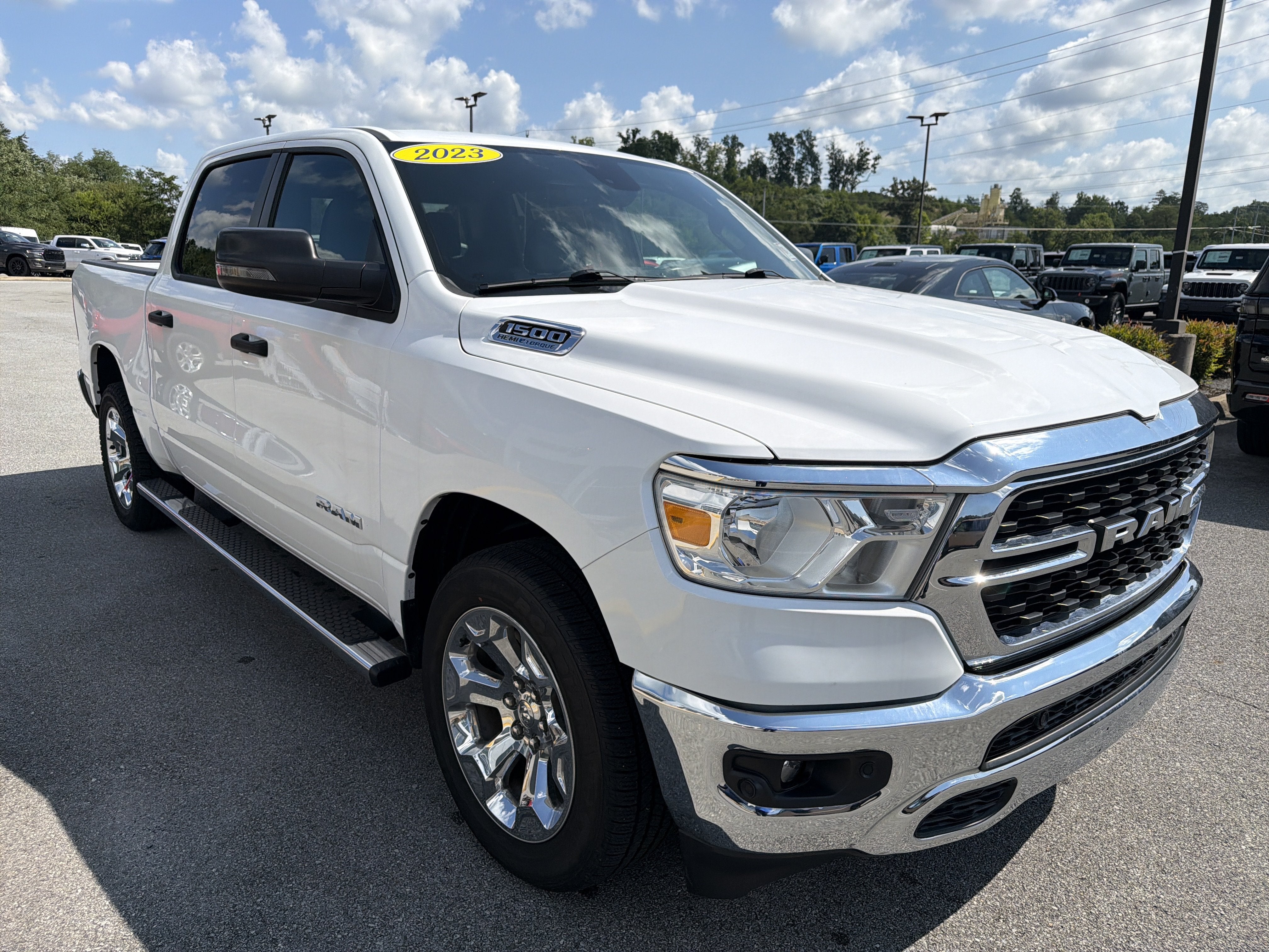 2023 RAM 1500 Big Horn Crew Cab 4x4 5'7' Box