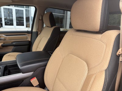 2020 RAM 1500 Big Horn Crew Cab 4x4 5'7' Box