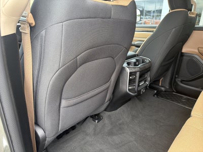 2020 RAM 1500 Big Horn Crew Cab 4x4 5'7' Box