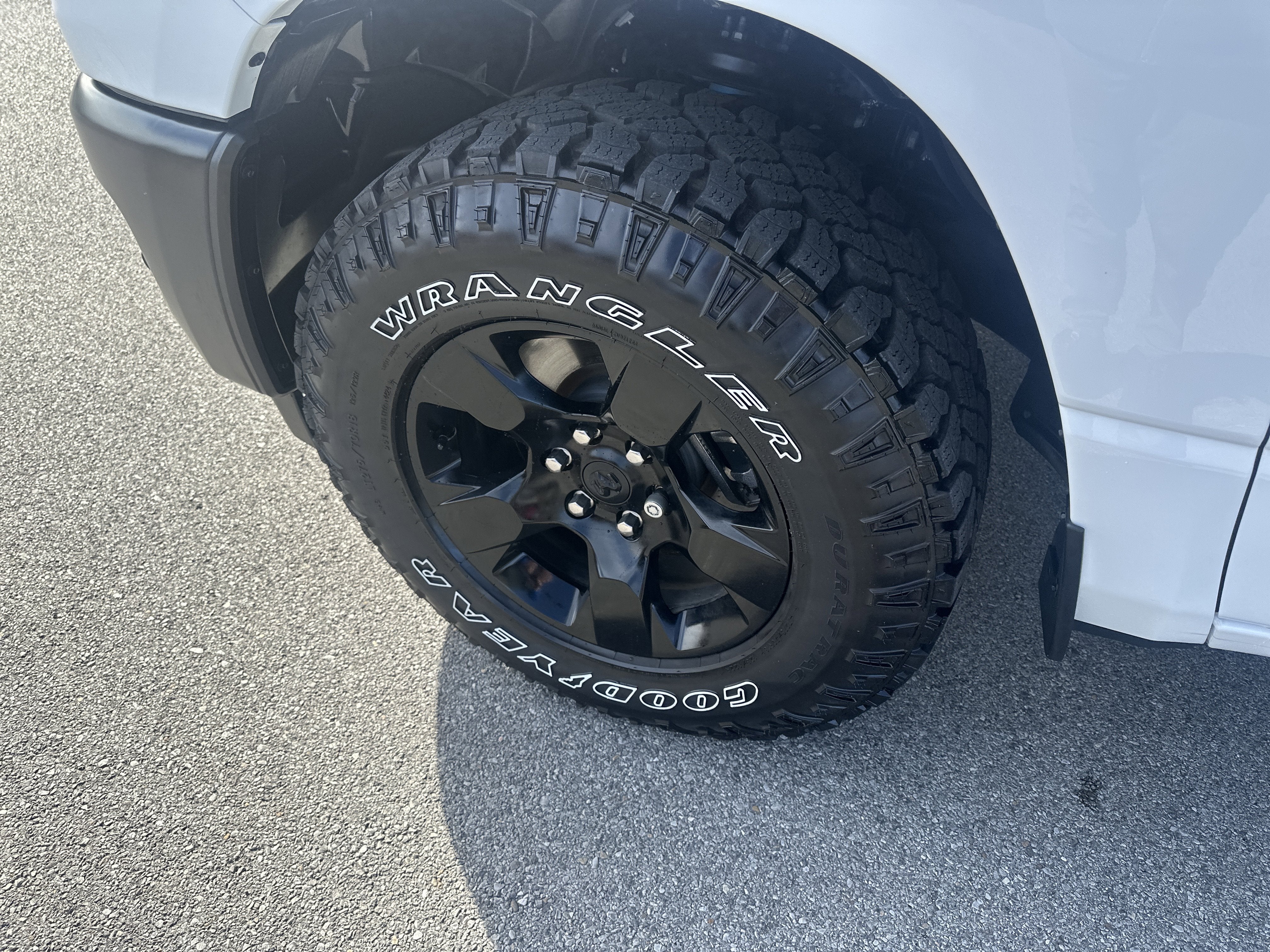 2025 RAM Ram 1500 RAM 1500 WARLOCK CREW CAB 4X4 5'7' BOX